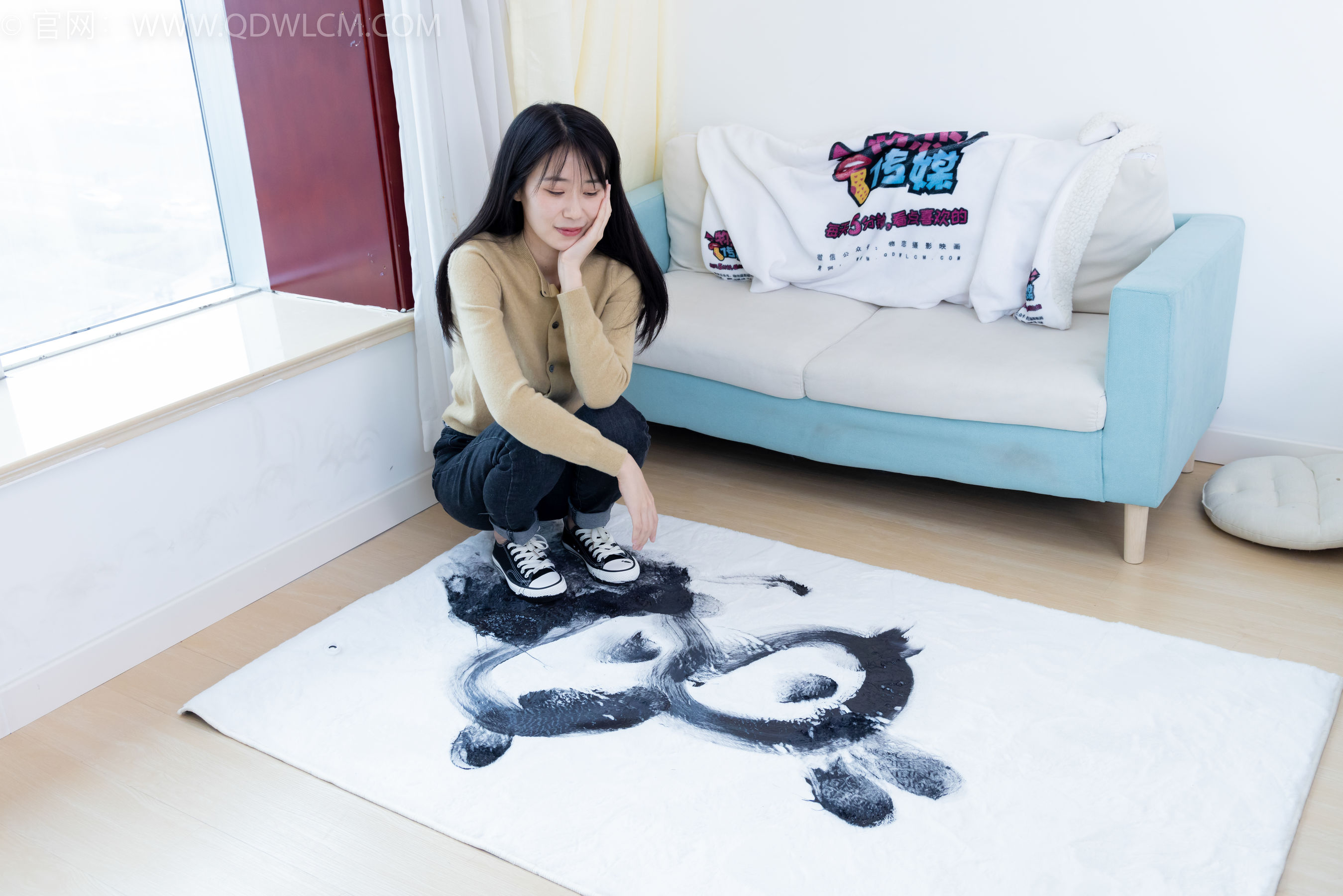 View - 物恋传媒 - Chiness Model  No.2033 菜菜 -熟悉的面孔 - 图库库