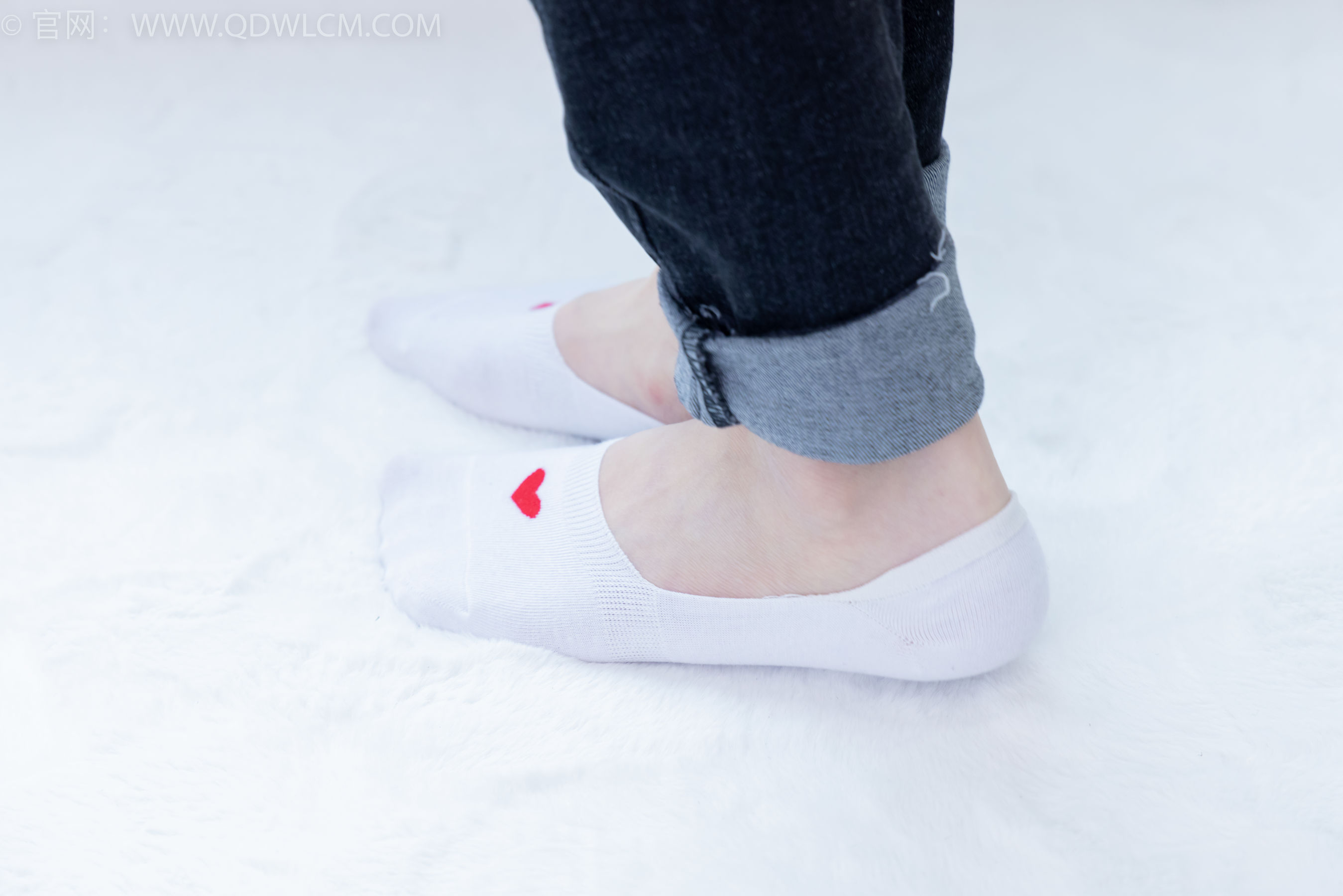 View - 物恋传媒 - Chiness Model  No.2033 菜菜 -熟悉的面孔 - 图库库