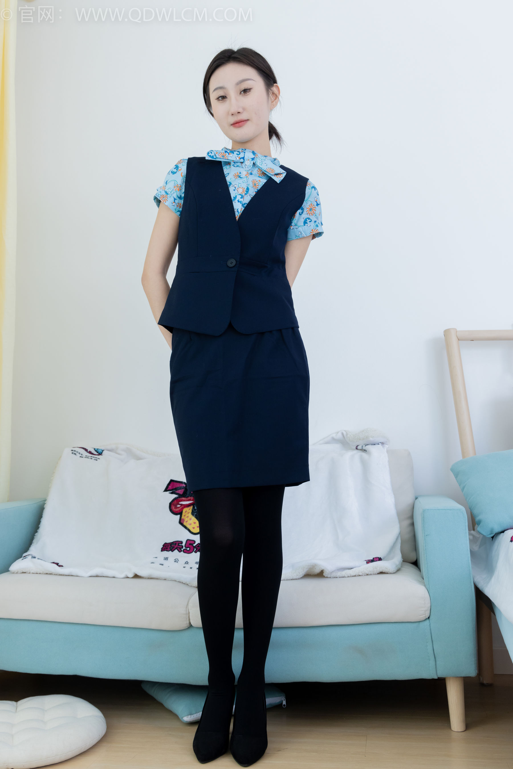 View - 物恋传媒 - Chiness Model  No.2030 雏菊 -蜉蝣一梦 - 图库库