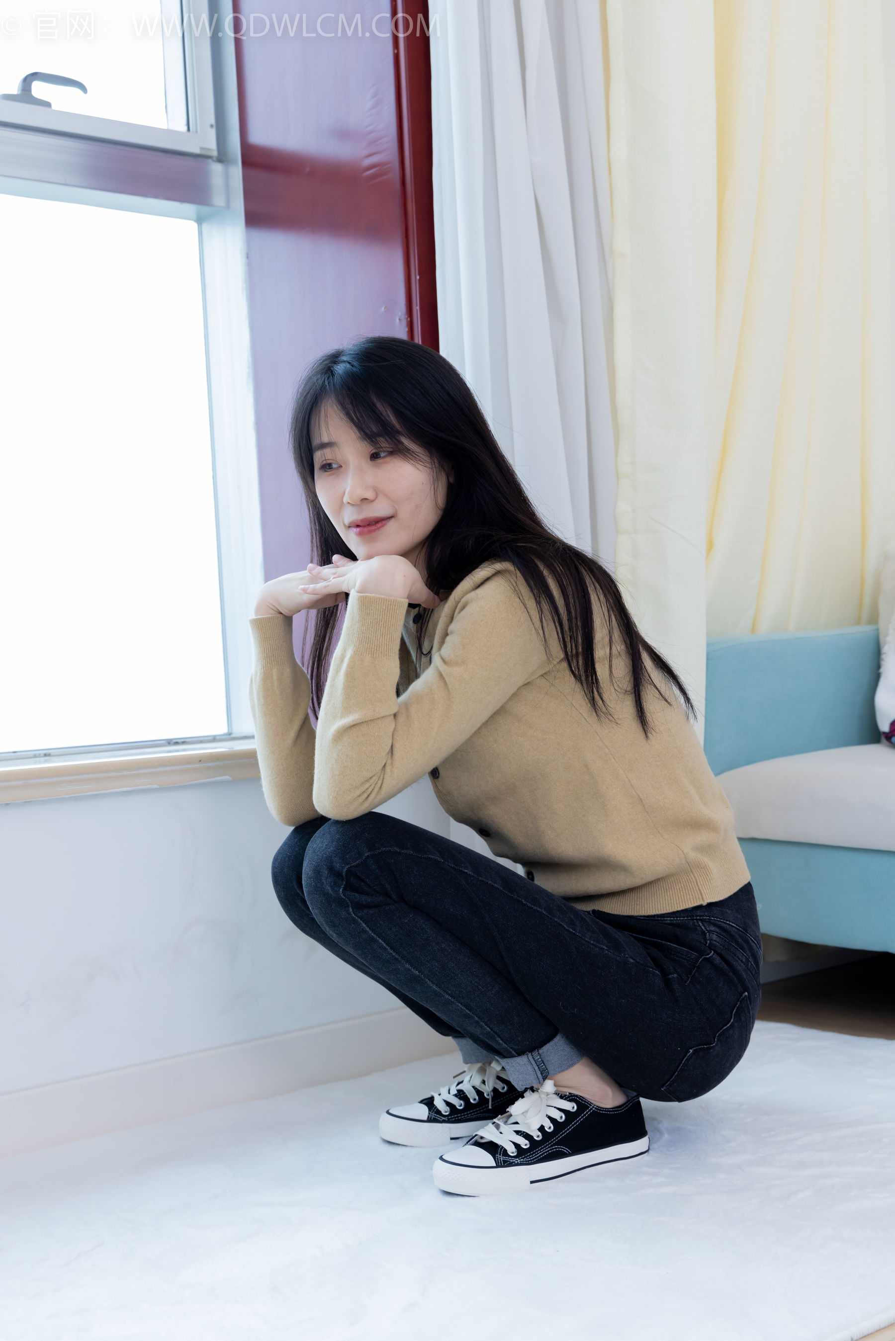 View - 物恋传媒 - Chiness Model  No.2033 菜菜 -熟悉的面孔 - 图库库