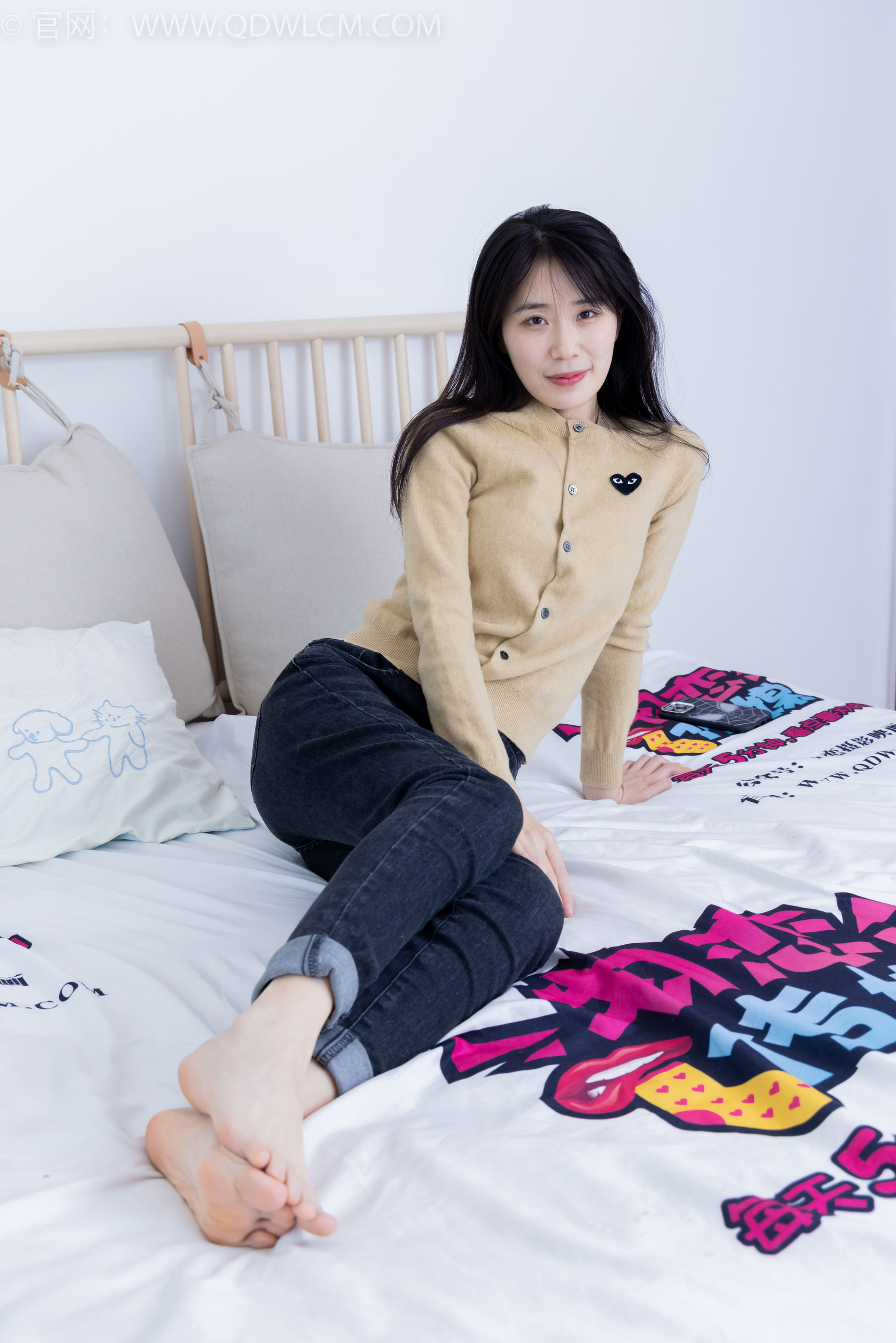 View - 物恋传媒 - Chiness Model  No.2033 菜菜 -熟悉的面孔 - 图库库