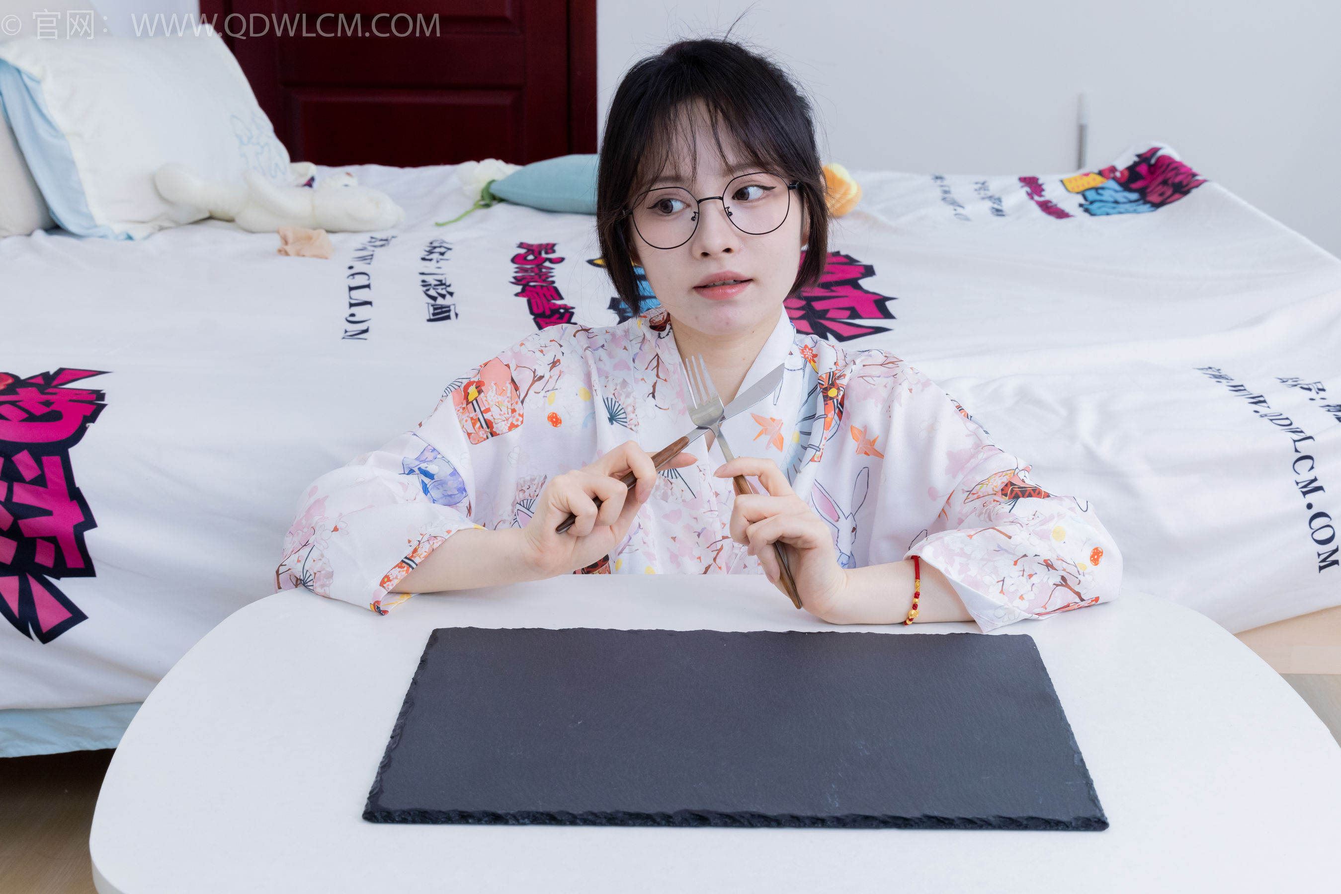 View - 物恋传媒 - Chiness Model  No.2017 小酒 -爱未眠 - 图库库