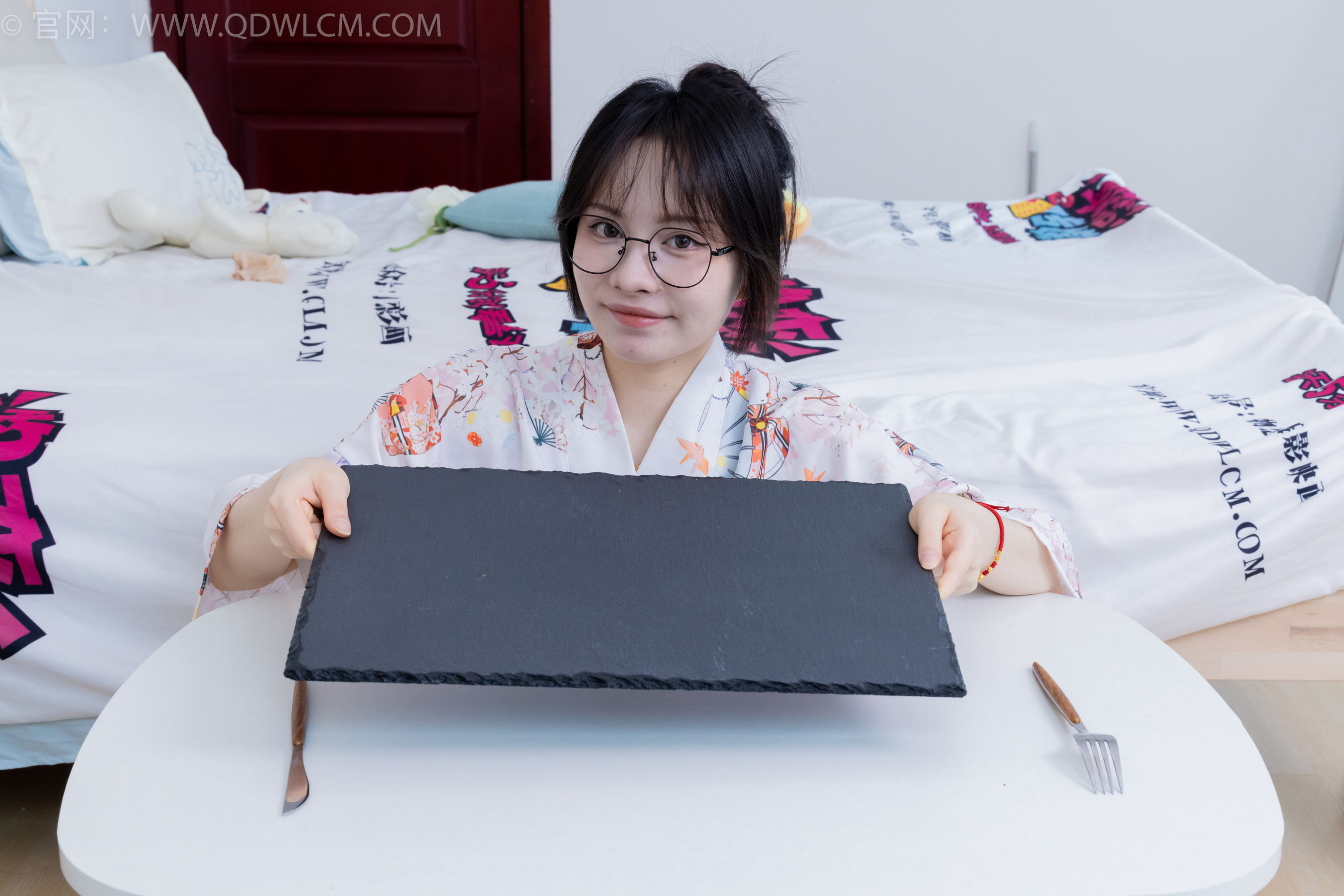 View - 物恋传媒 - Chiness Model  No.2017 小酒 -爱未眠 - 图库库