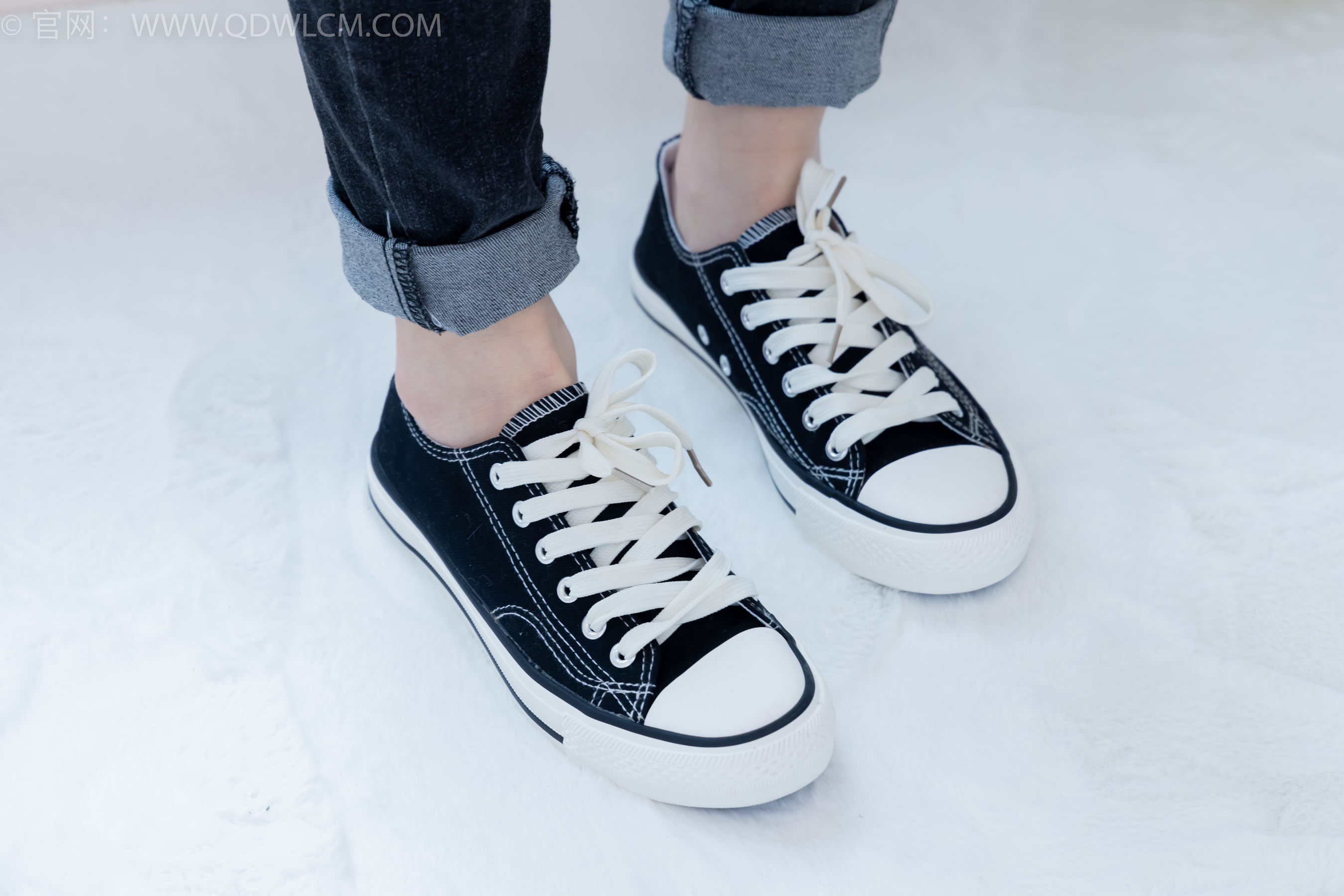 View - 物恋传媒 - Chiness Model  No.2033 菜菜 -熟悉的面孔 - 图库库