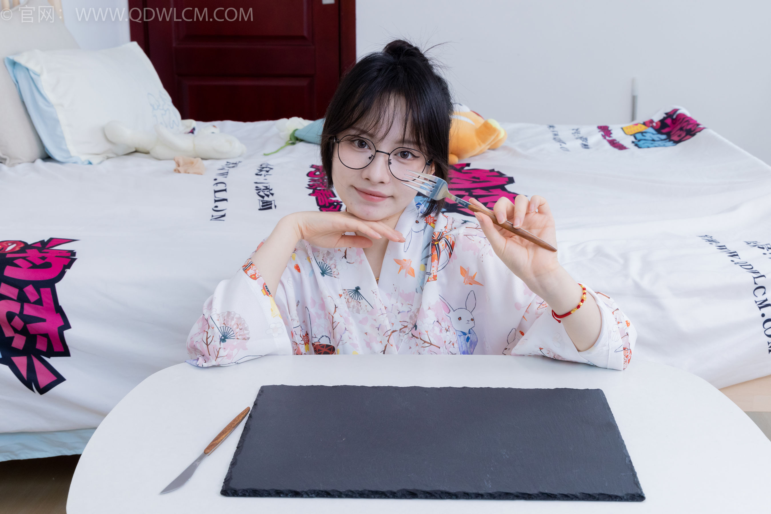 View - 物恋传媒 - Chiness Model  No.2017 小酒 -爱未眠 - 图库库