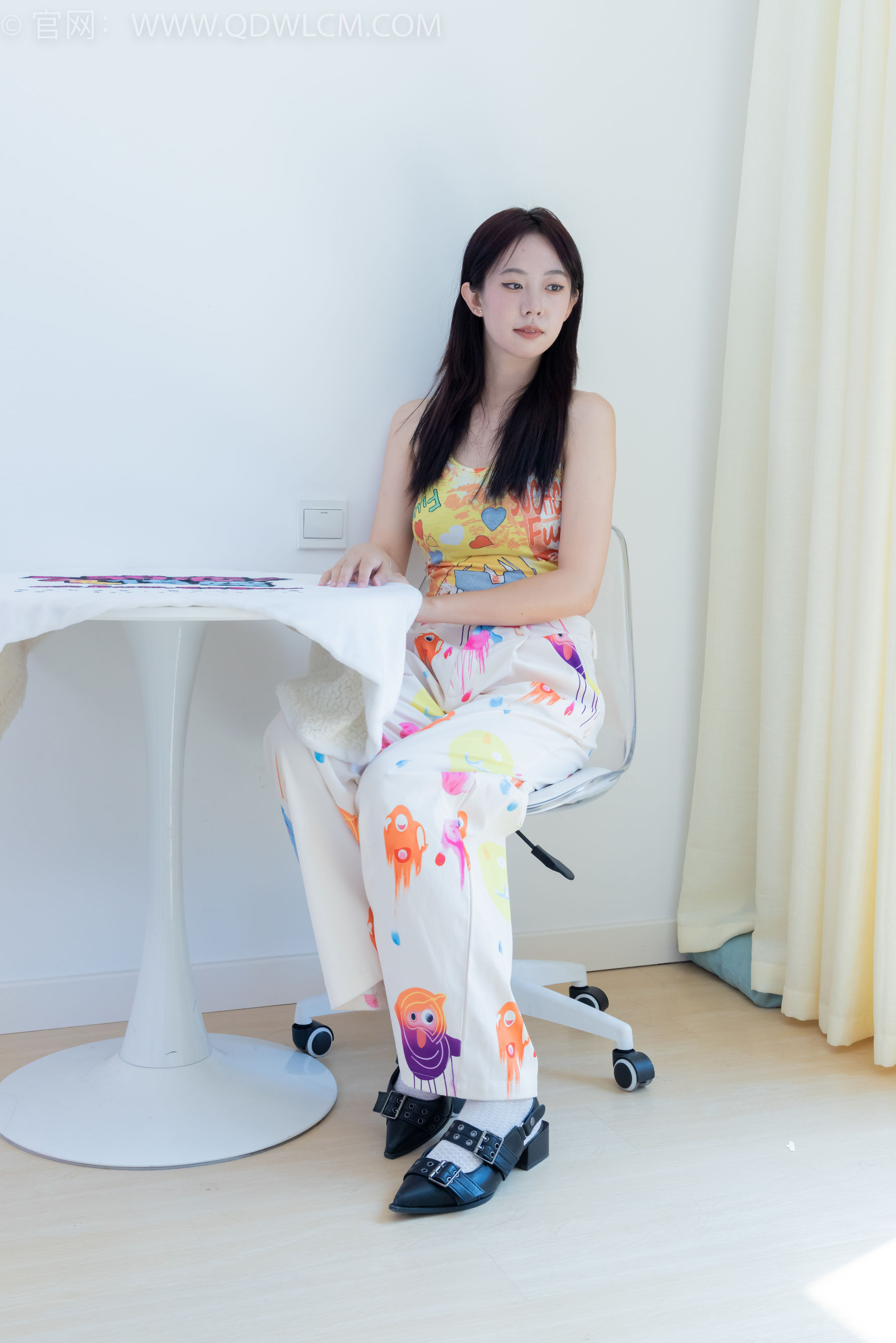 View - 物恋传媒 - Chiness Model  No.2053 椰子 -幸福碎片 - 图库库