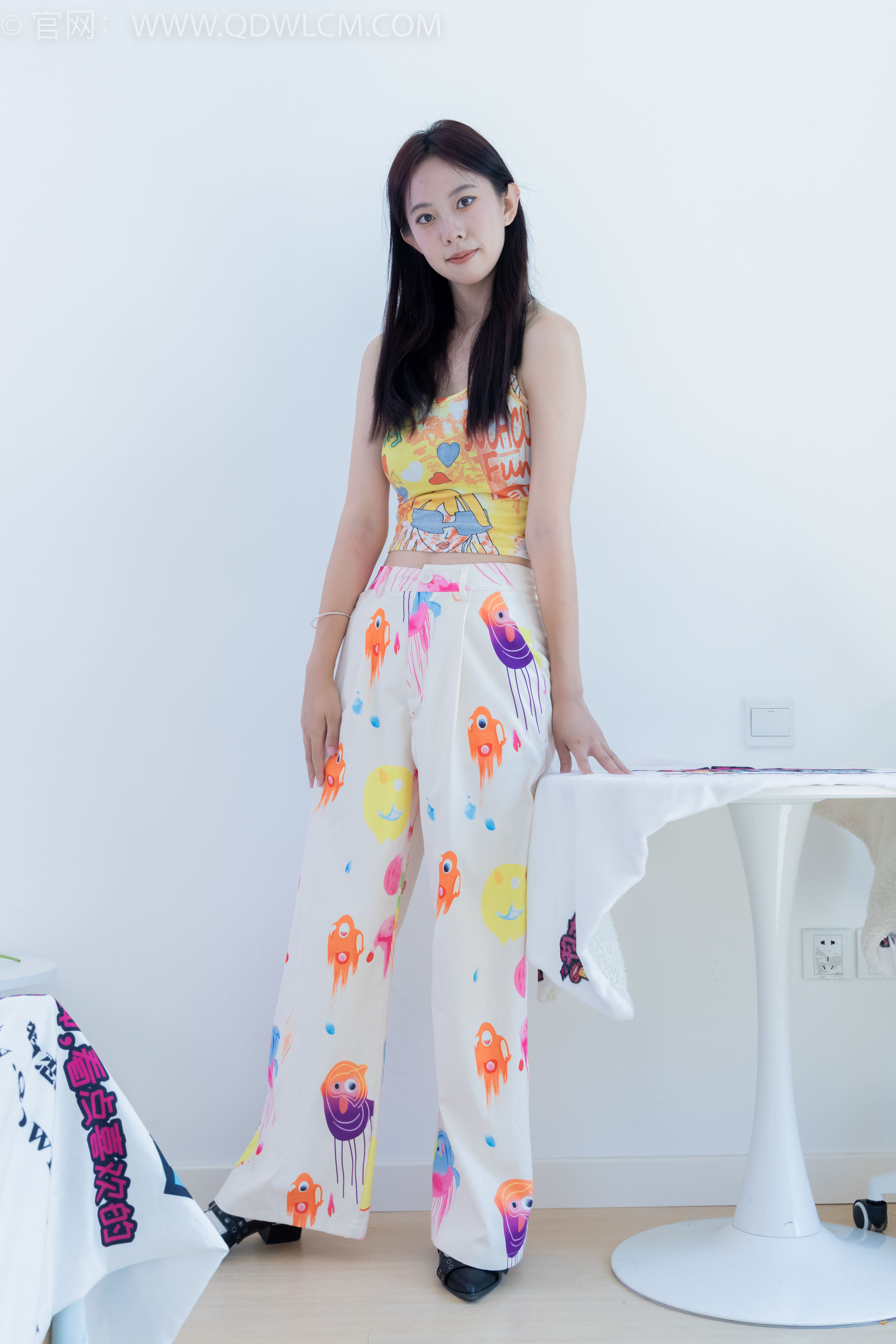 View - 物恋传媒 - Chiness Model  No.2053 椰子 -幸福碎片 - 图库库