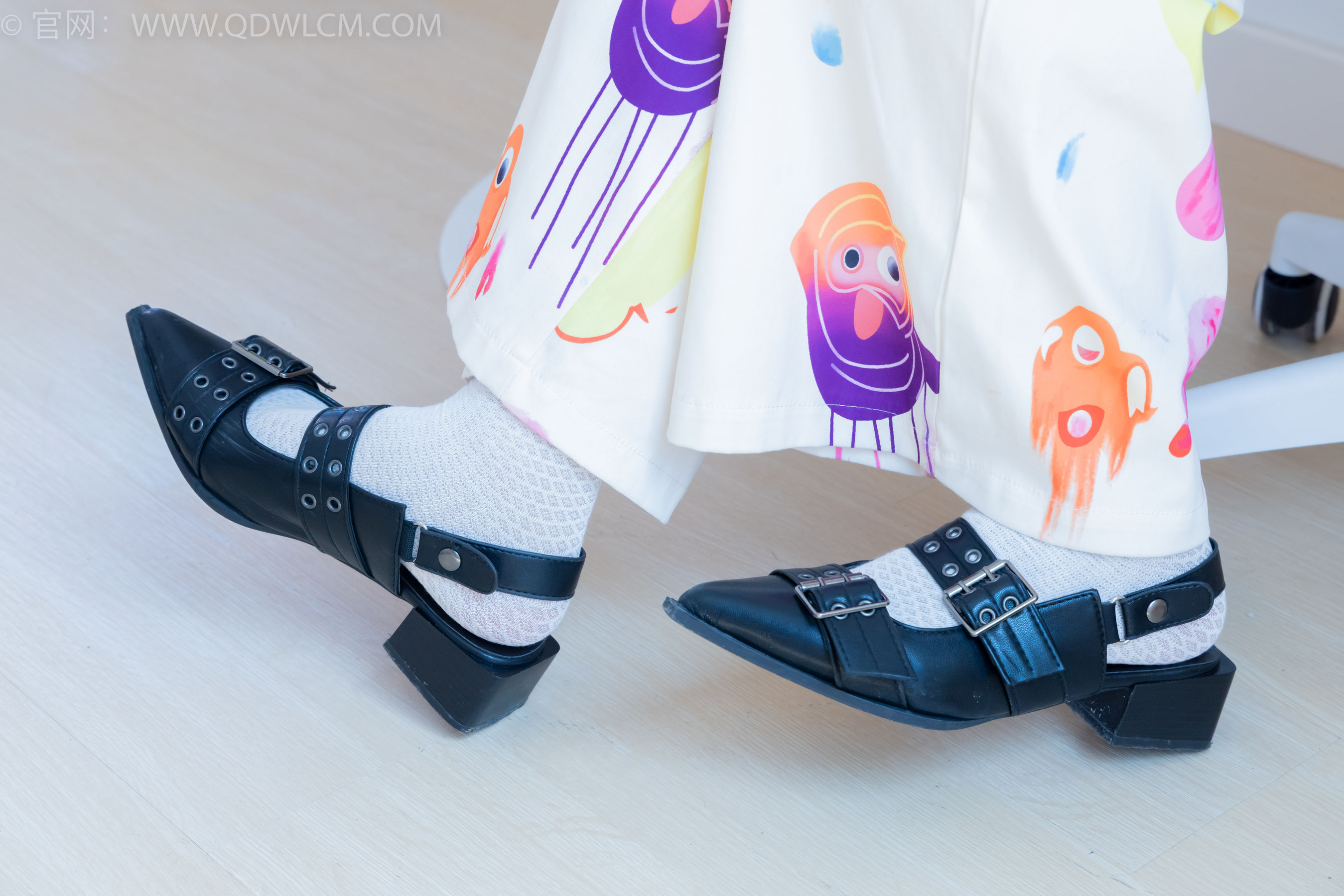 View - 物恋传媒 - Chiness Model  No.2053 椰子 -幸福碎片 - 图库库