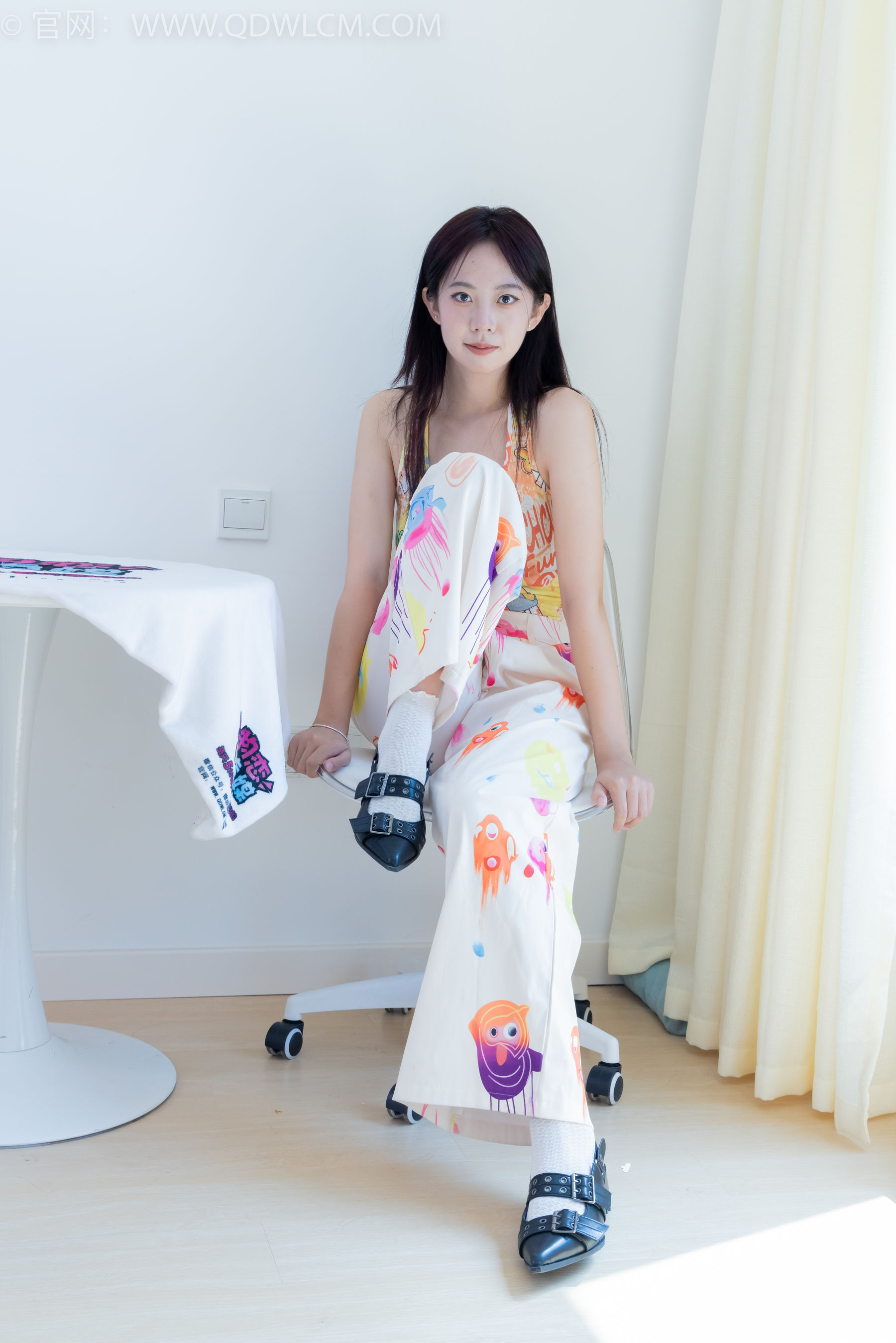 View - 物恋传媒 - Chiness Model  No.2053 椰子 -幸福碎片 - 图库库