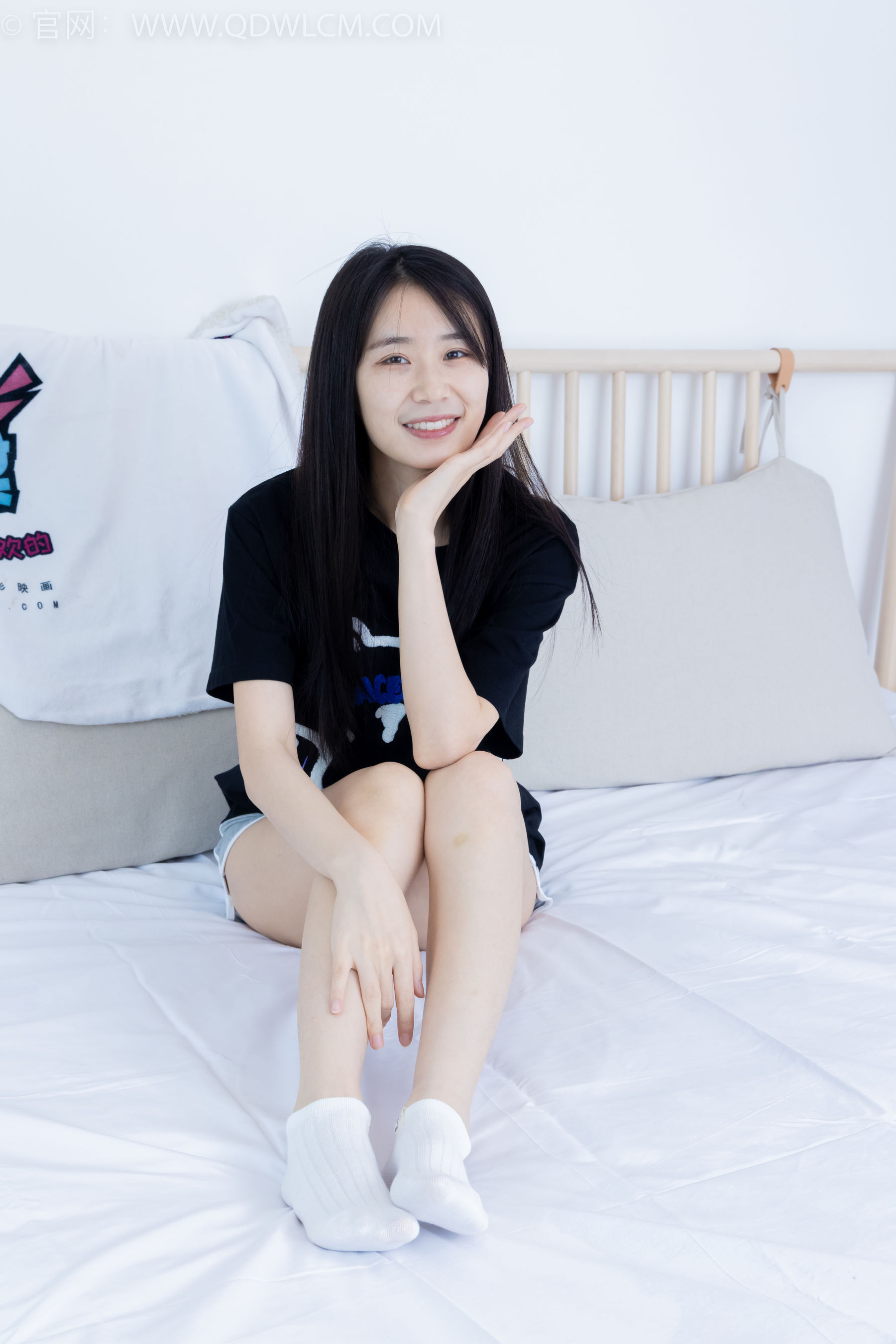 View - 物恋传媒 - Chiness Model  No.2062 菜菜 -侧脸很美 - 图库库