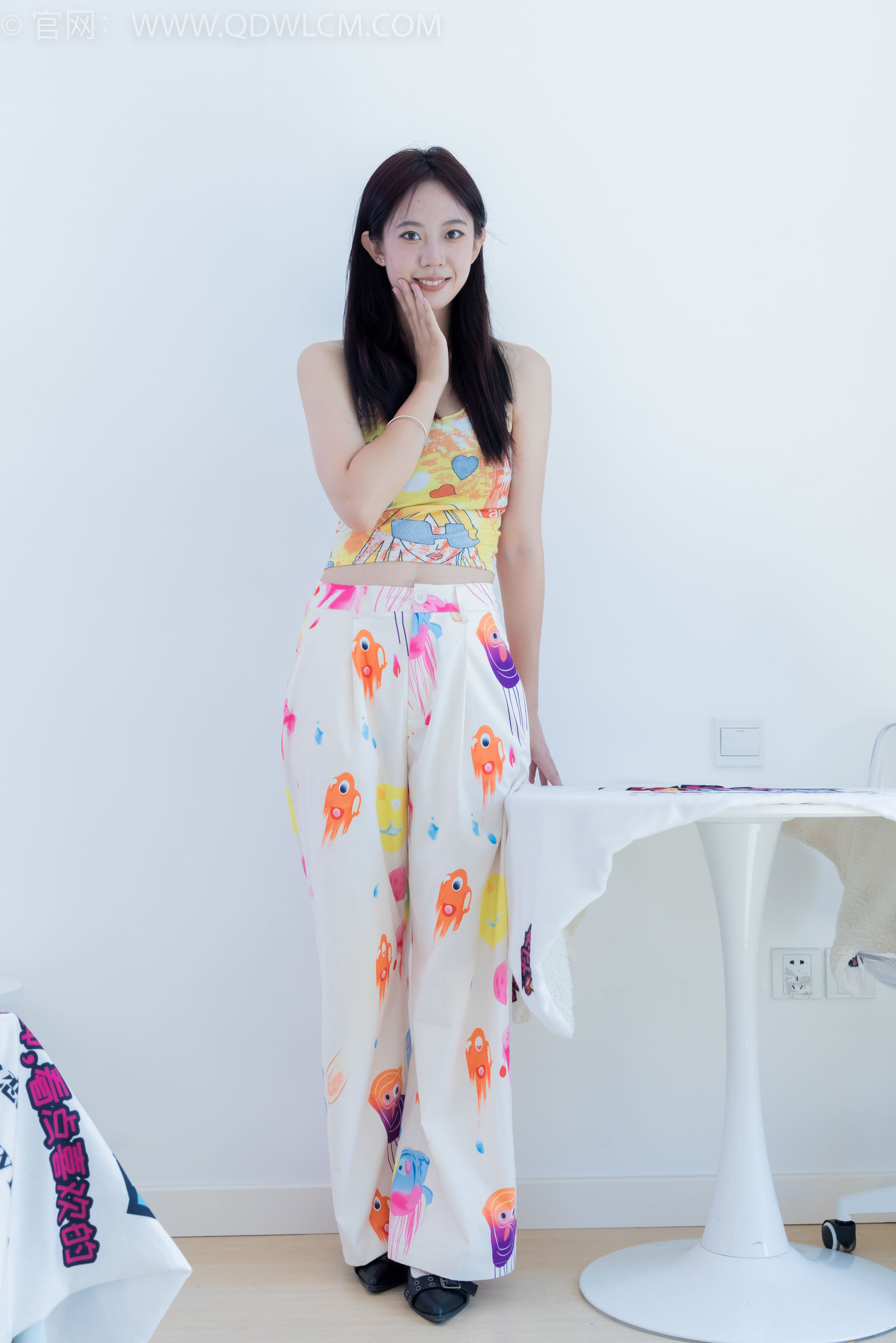 View - 物恋传媒 - Chiness Model  No.2053 椰子 -幸福碎片 - 图库库