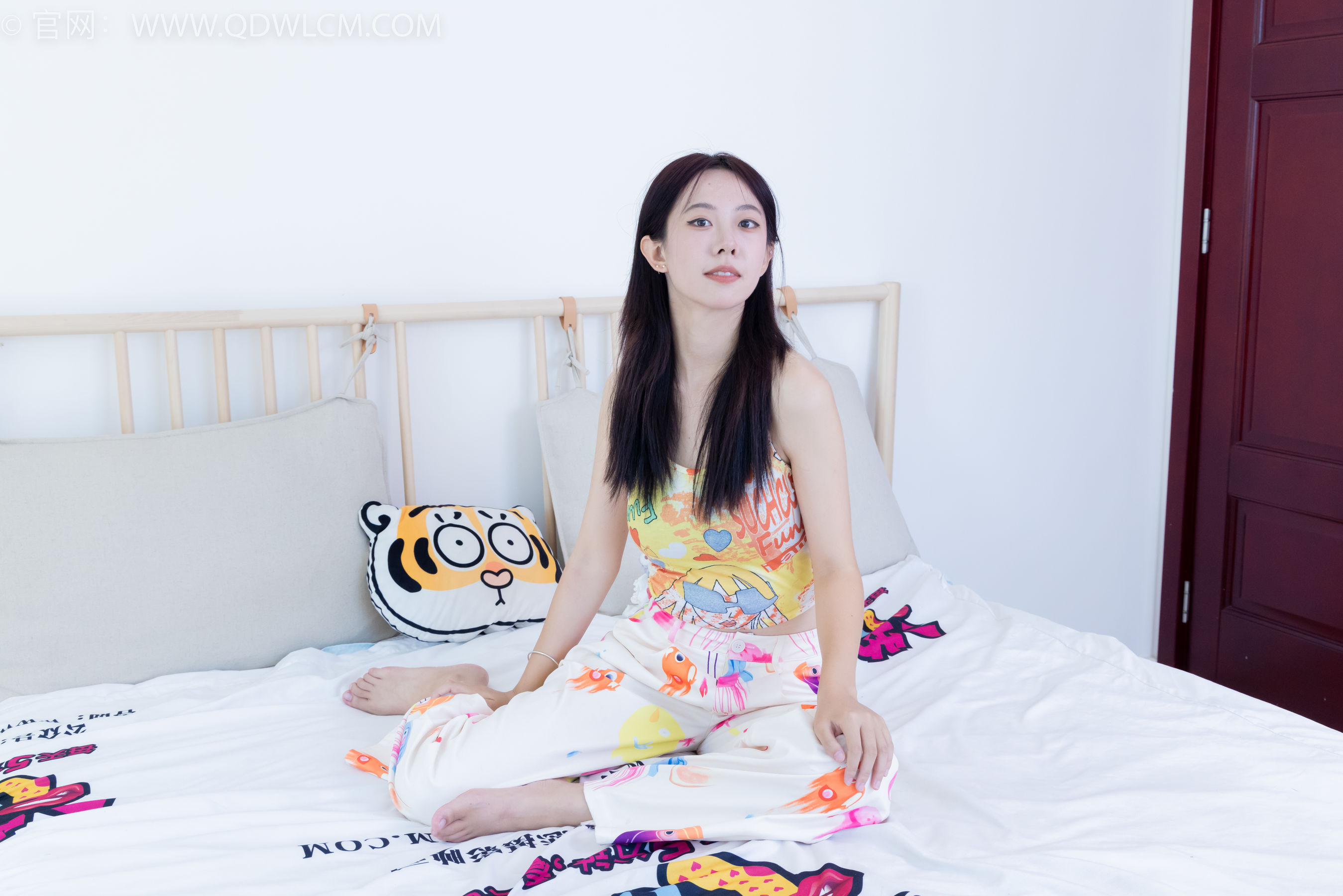 View - 物恋传媒 - Chiness Model  No.2053 椰子 -幸福碎片 - 图库库