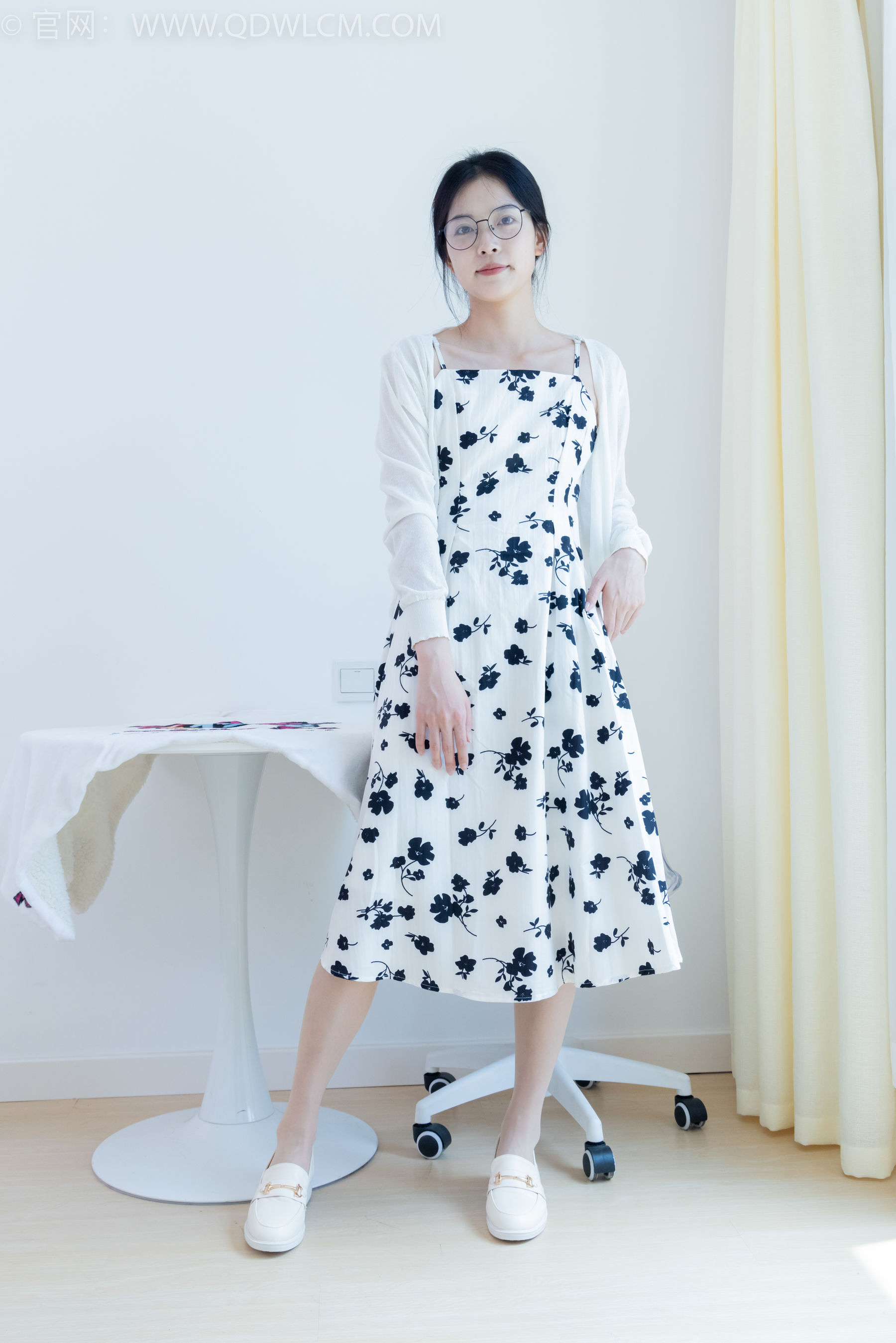 View - 物恋传媒 - Chiness Model  No.2063 茯苓 -有你的季节 - 图库库