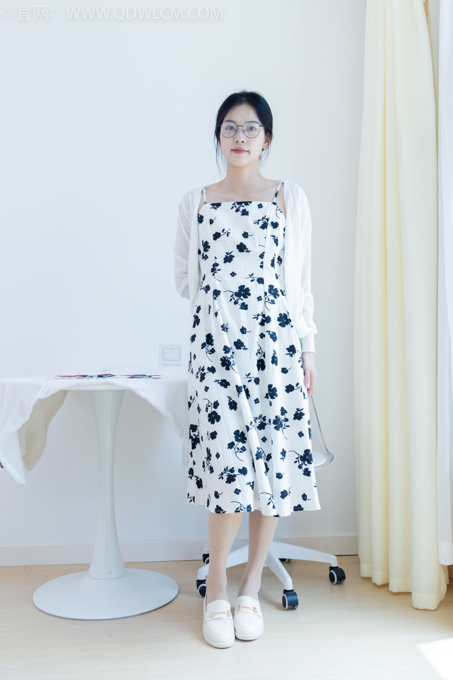 View - 物恋传媒 - Chiness Model  No.2063 茯苓 -有你的季节 - 图库库