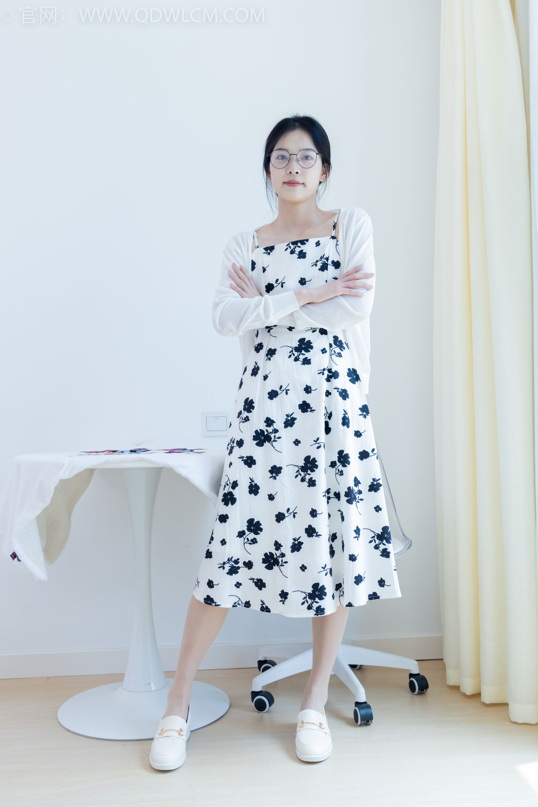 View - 物恋传媒 - Chiness Model  No.2063 茯苓 -有你的季节 - 图库库