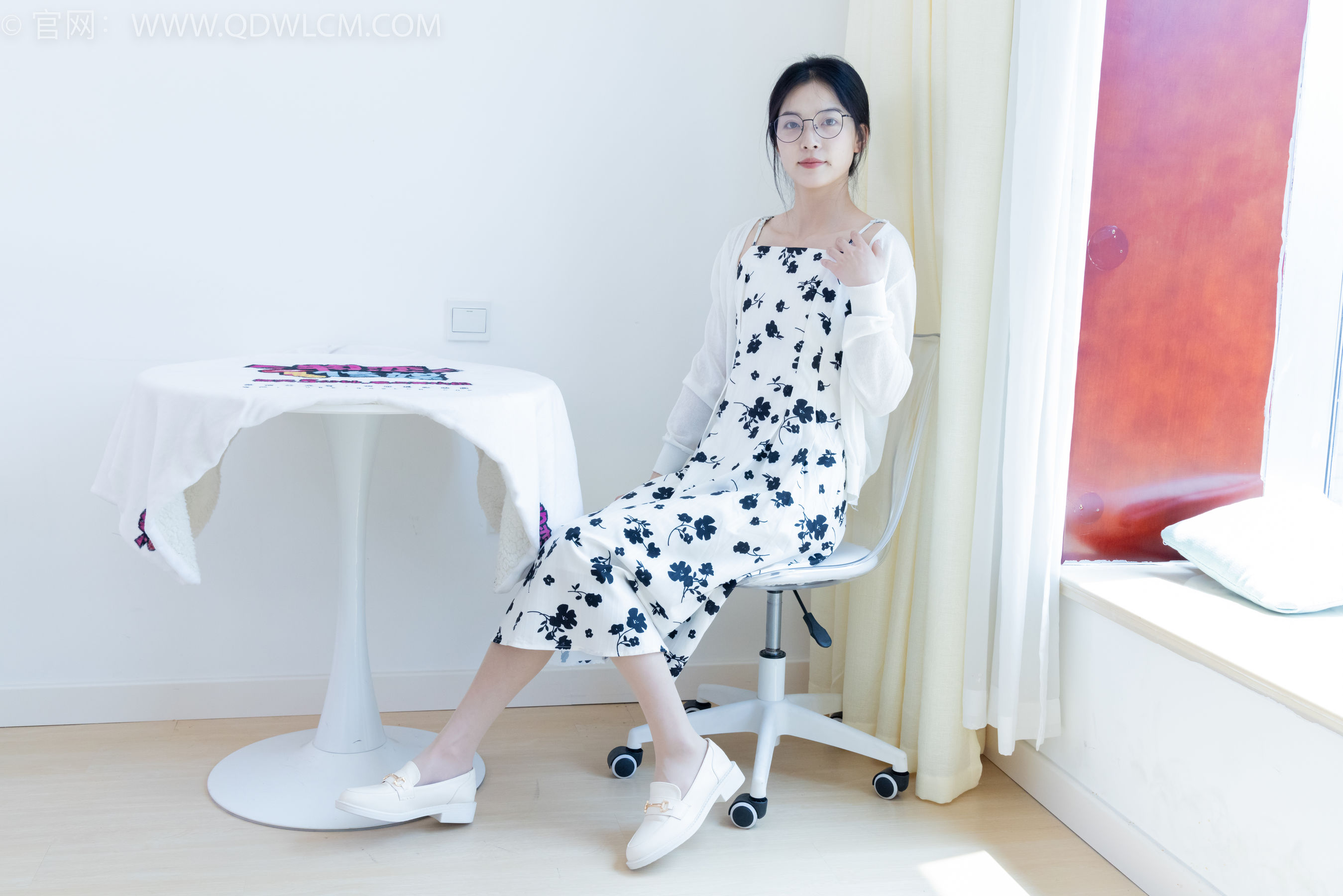 View - 物恋传媒 - Chiness Model  No.2063 茯苓 -有你的季节 - 图库库