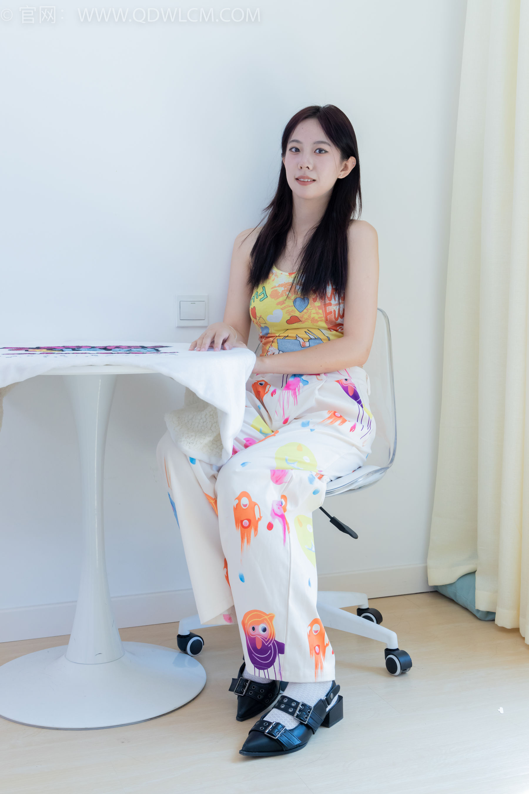 View - 物恋传媒 - Chiness Model  No.2053 椰子 -幸福碎片 - 图库库