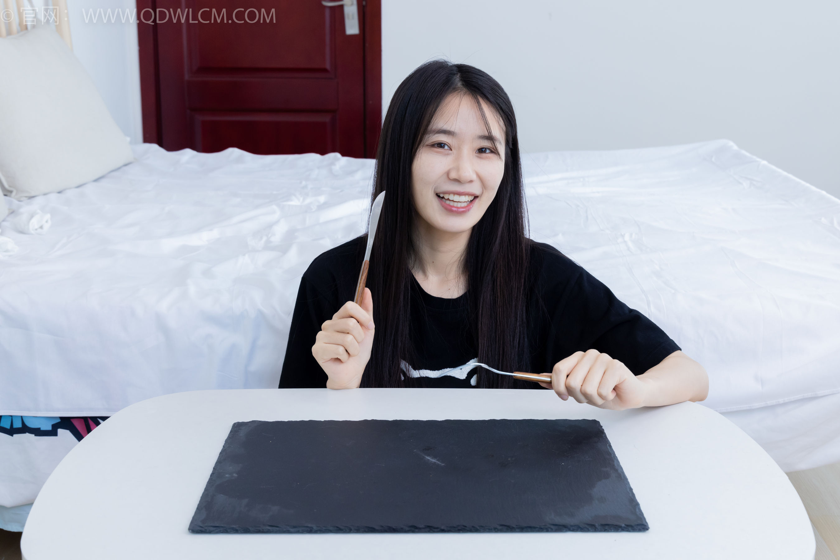 View - 物恋传媒 - Chiness Model  No.2062 菜菜 -侧脸很美 - 图库库