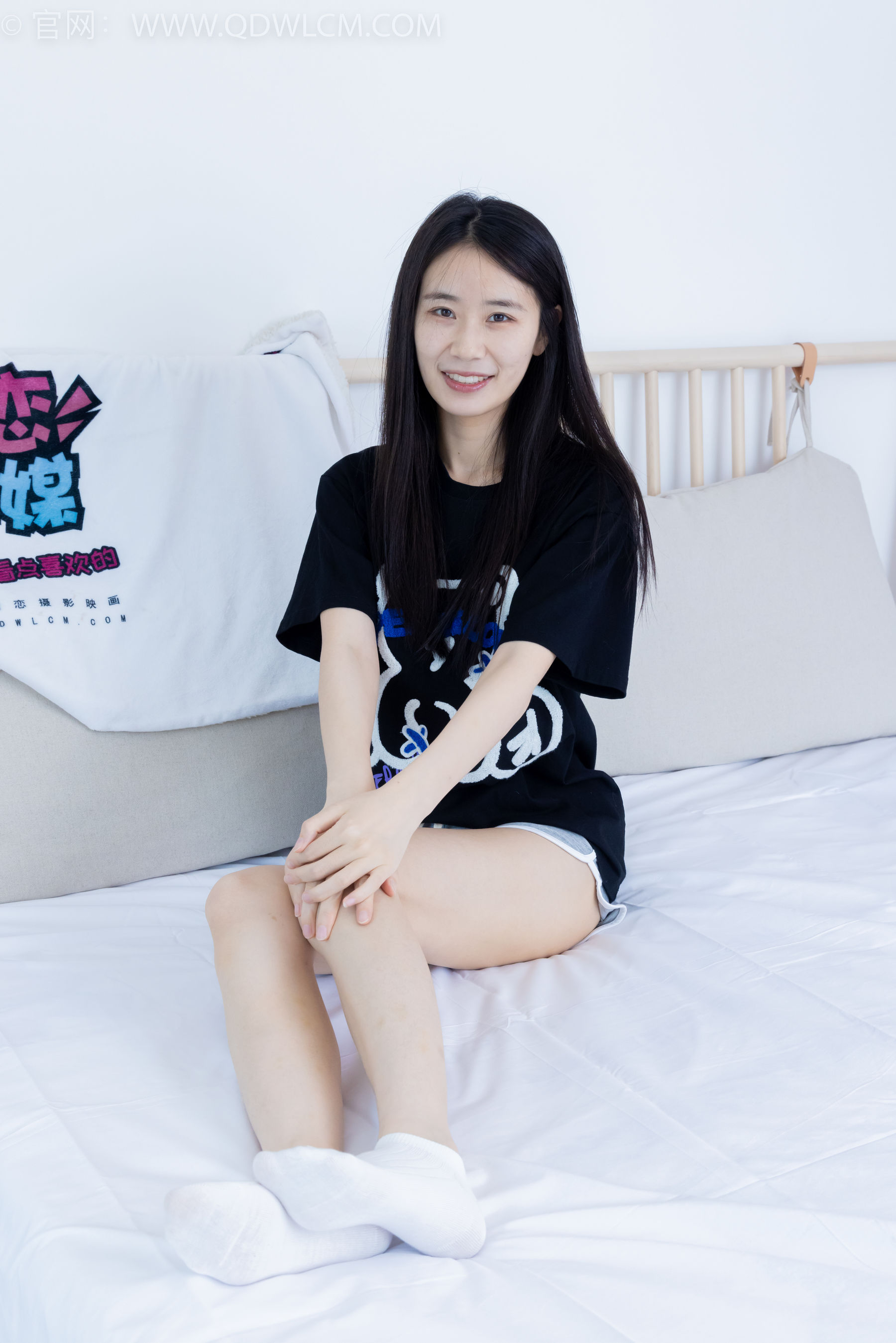 View - 物恋传媒 - Chiness Model  No.2062 菜菜 -侧脸很美 - 图库库