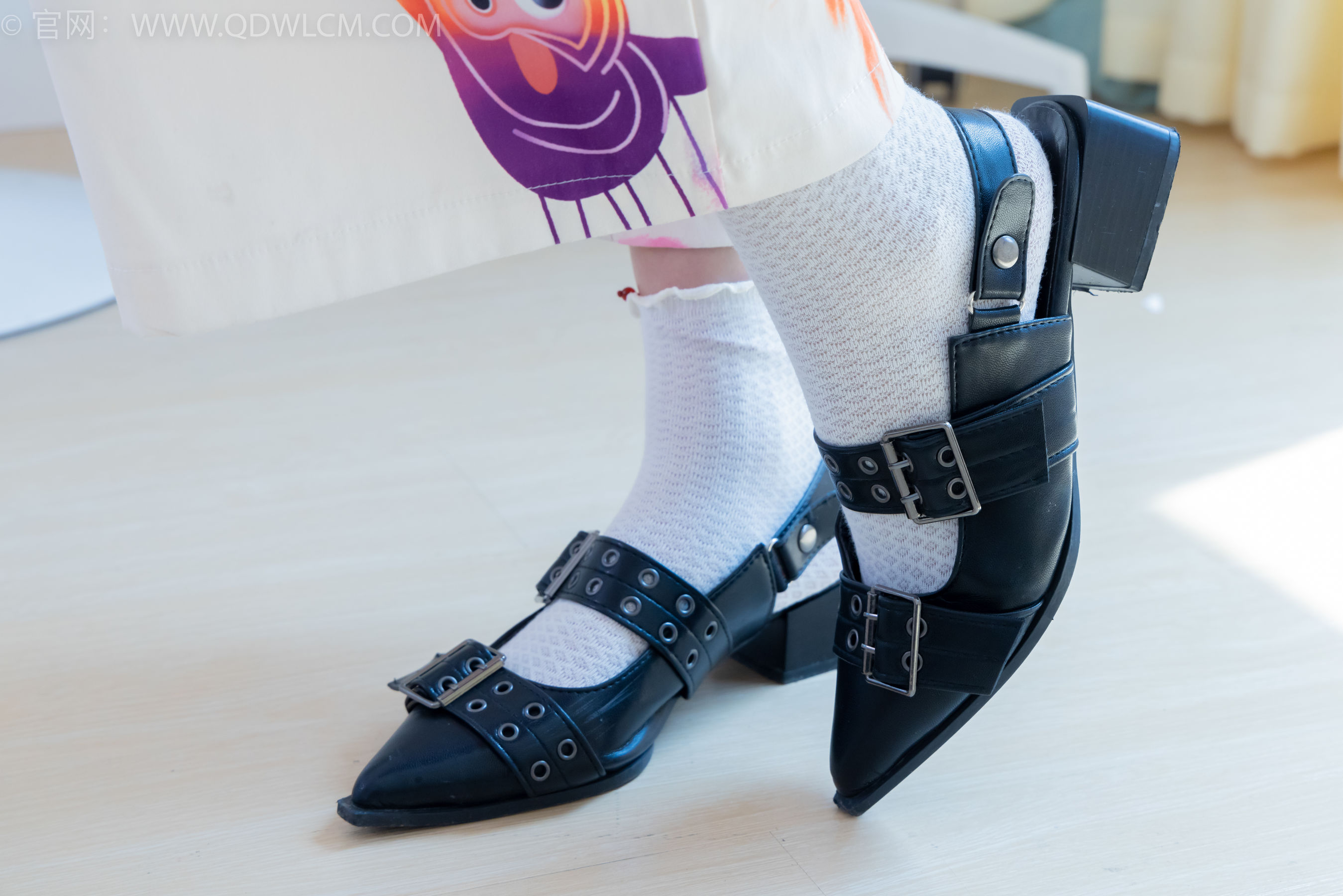 View - 物恋传媒 - Chiness Model  No.2053 椰子 -幸福碎片 - 图库库