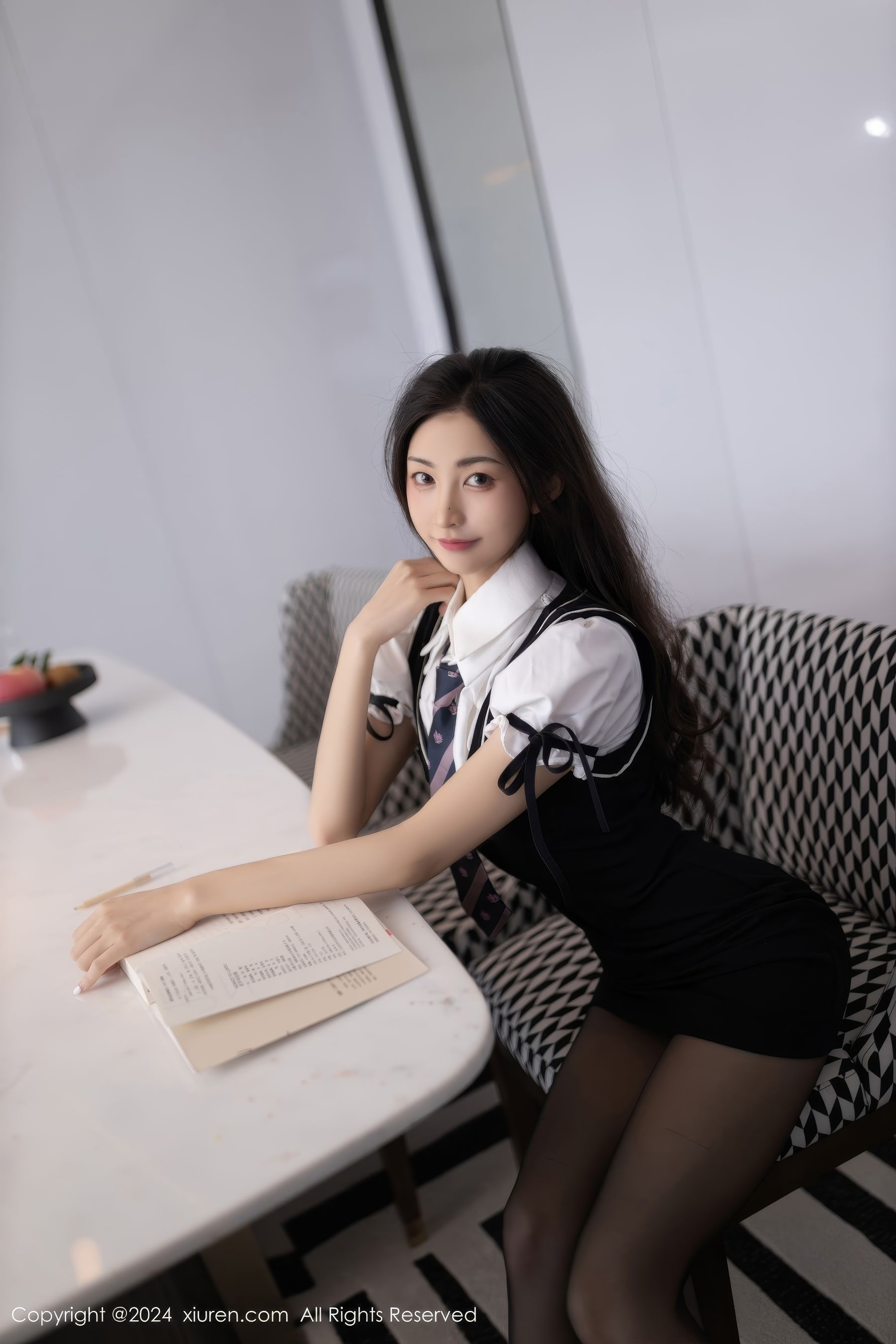 View - [XiuRen] 2024.07.29 No.8934 鱼尾fish - 图库库