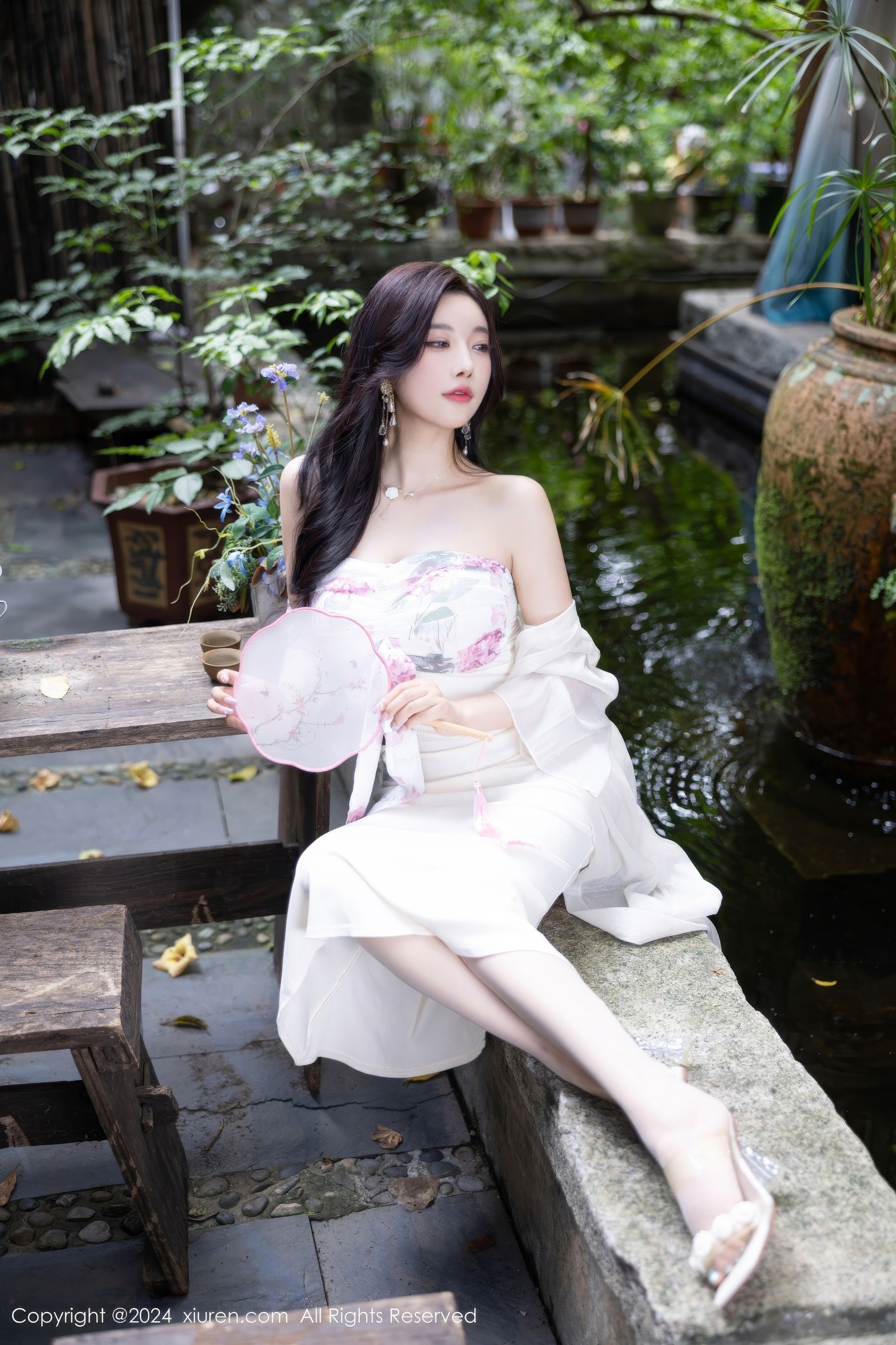 View - [XiuRen] 2024.07.26 No.8926 杨晨晨Yome - 图库库