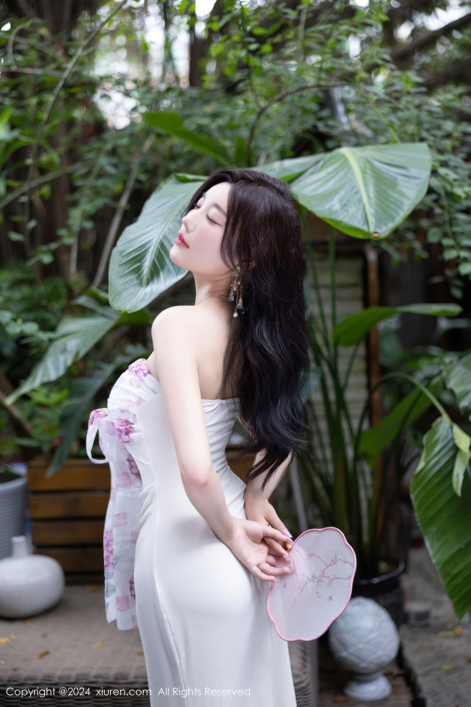 View - [XiuRen] 2024.07.26 No.8926 杨晨晨Yome - 图库库