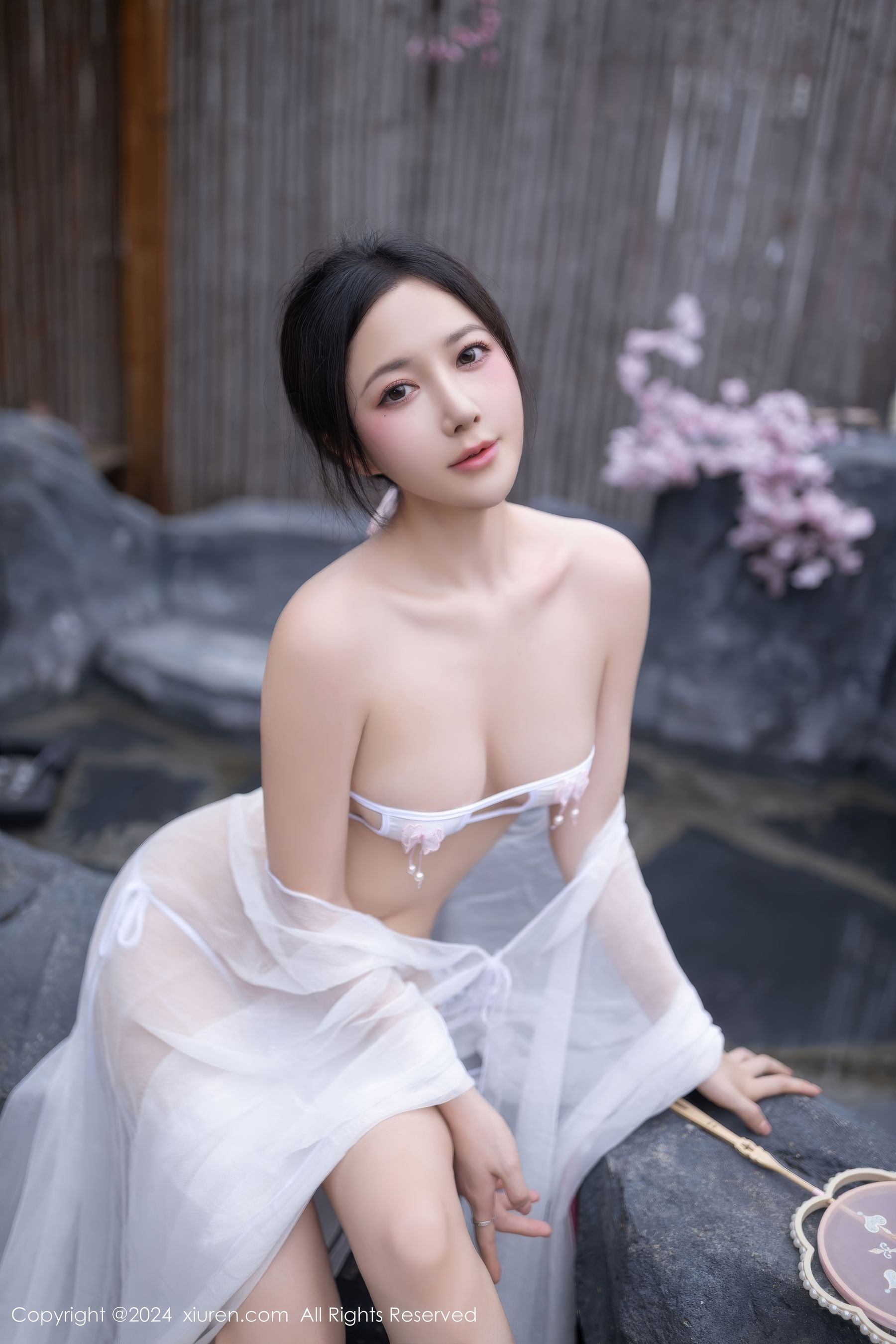 View - [XiuRen] 2024.07.26 No.8927 鱼子酱Fish - 图库库