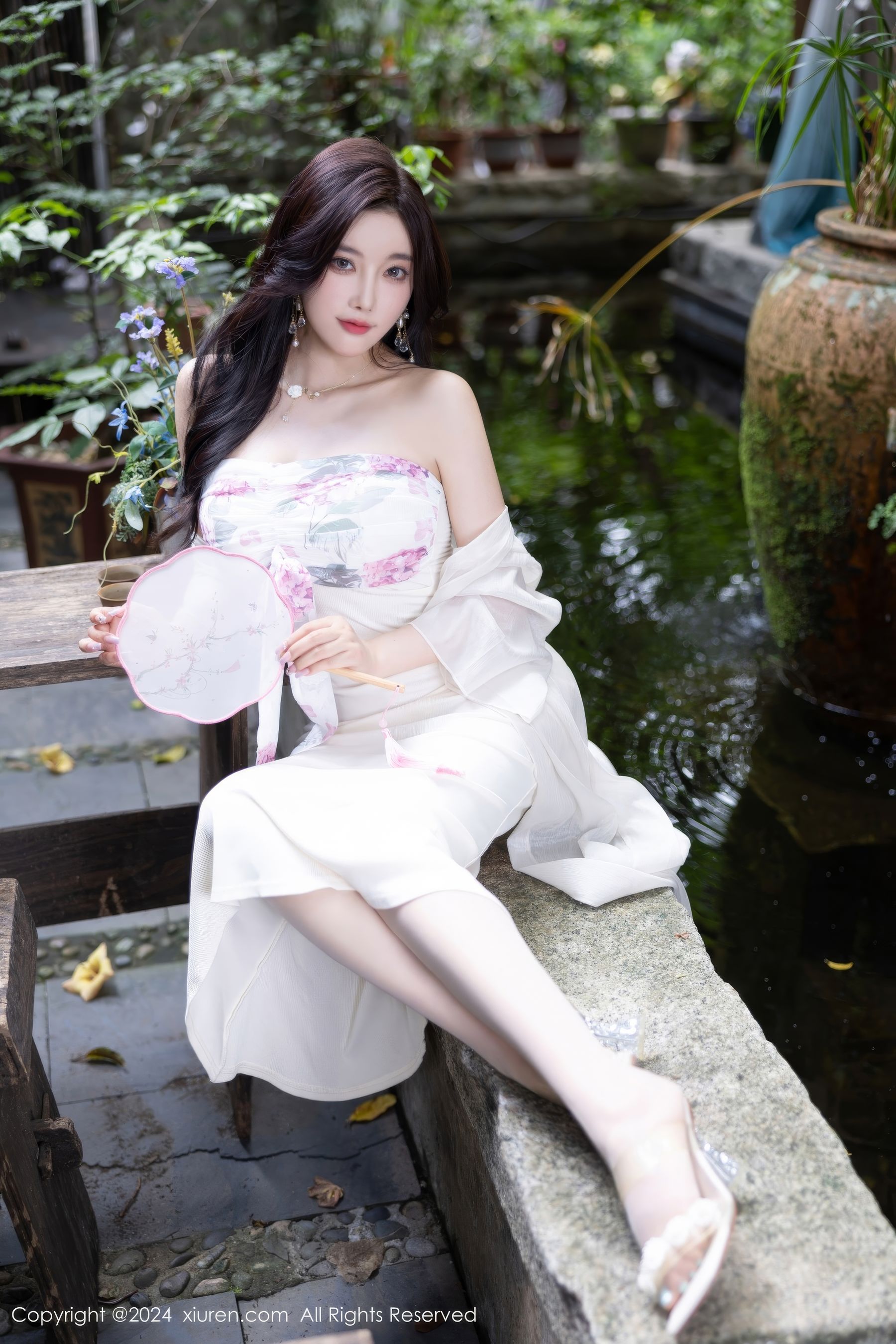 View - [XiuRen] 2024.07.26 No.8926 杨晨晨Yome - 图库库