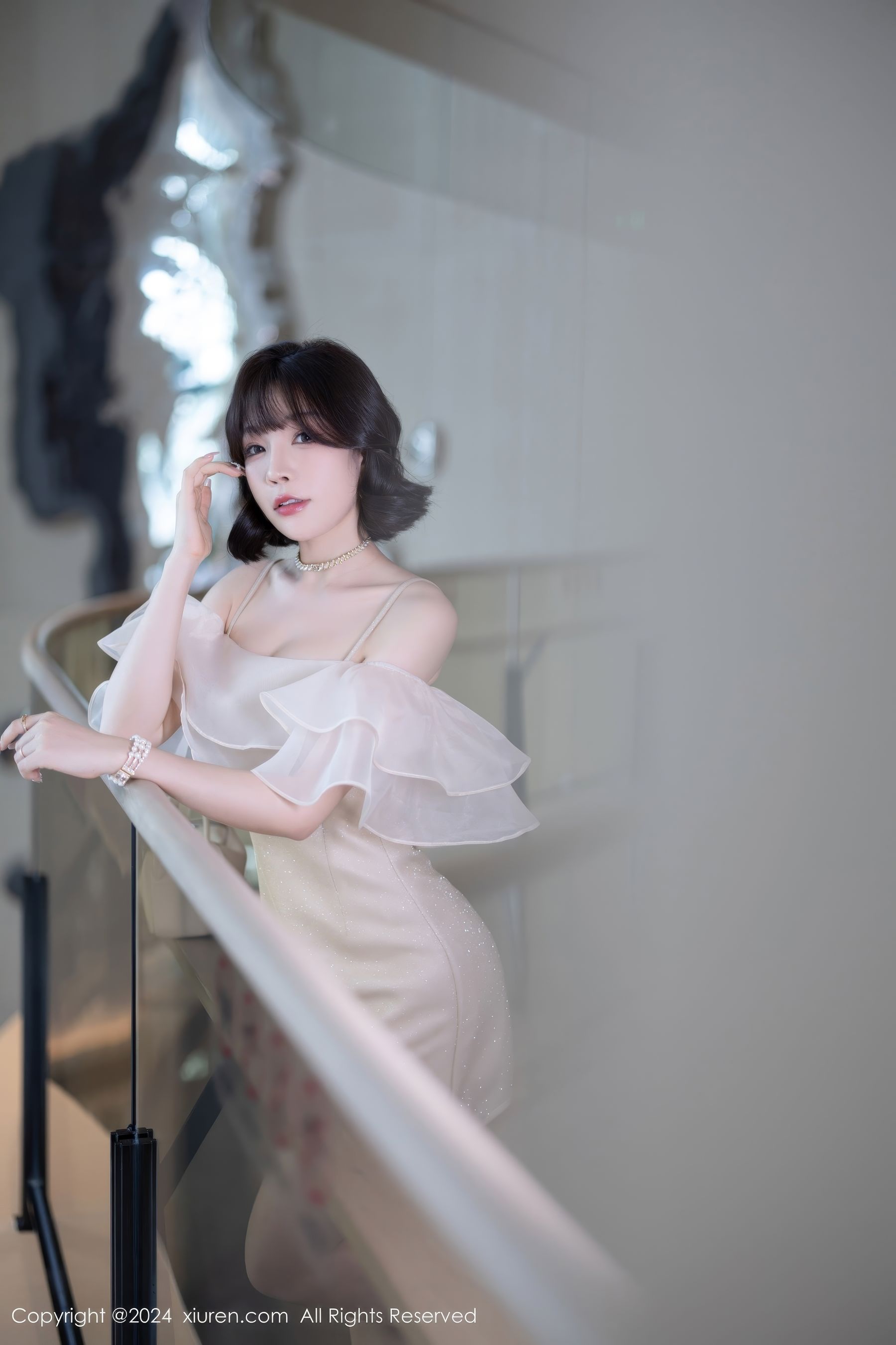 View - [XiuRen] 2024.07.25 No.8917 徐莉芝Booty - 图库库