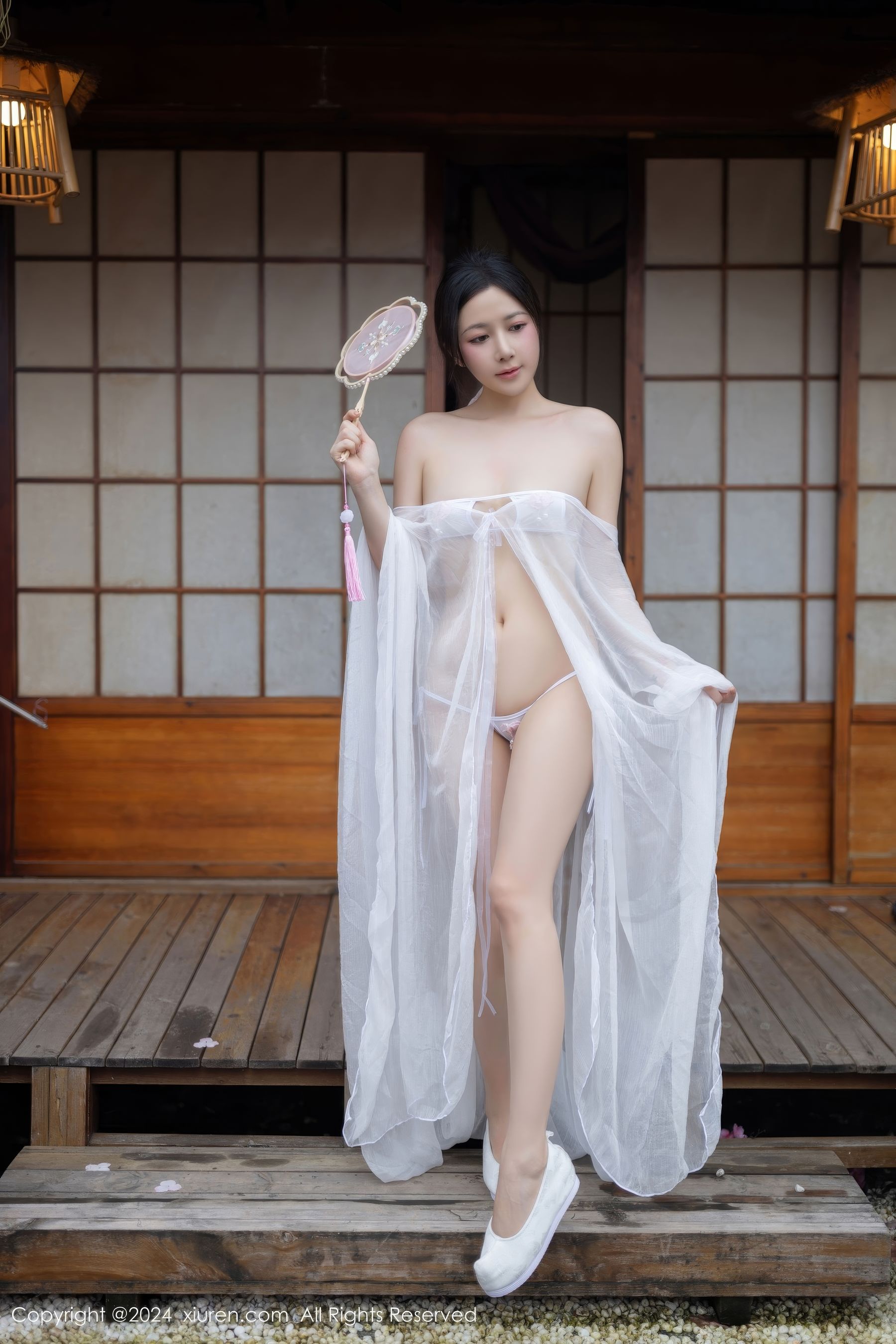 View - [XiuRen] 2024.07.26 No.8927 鱼子酱Fish - 图库库