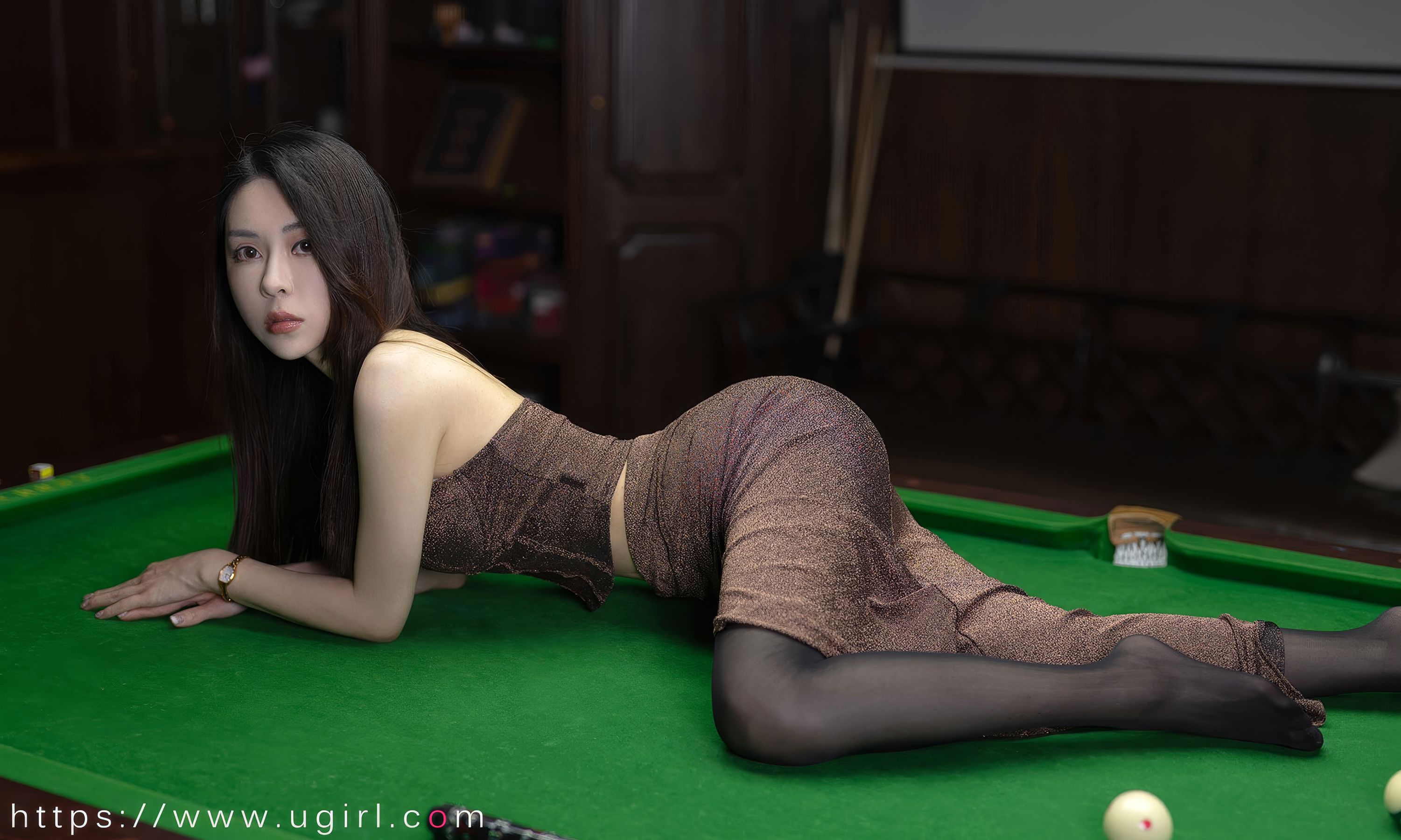 View - [Ugirls]爱尤物 - Love Beauty  No.2884 眼眸轻纱 natasha - 图库库