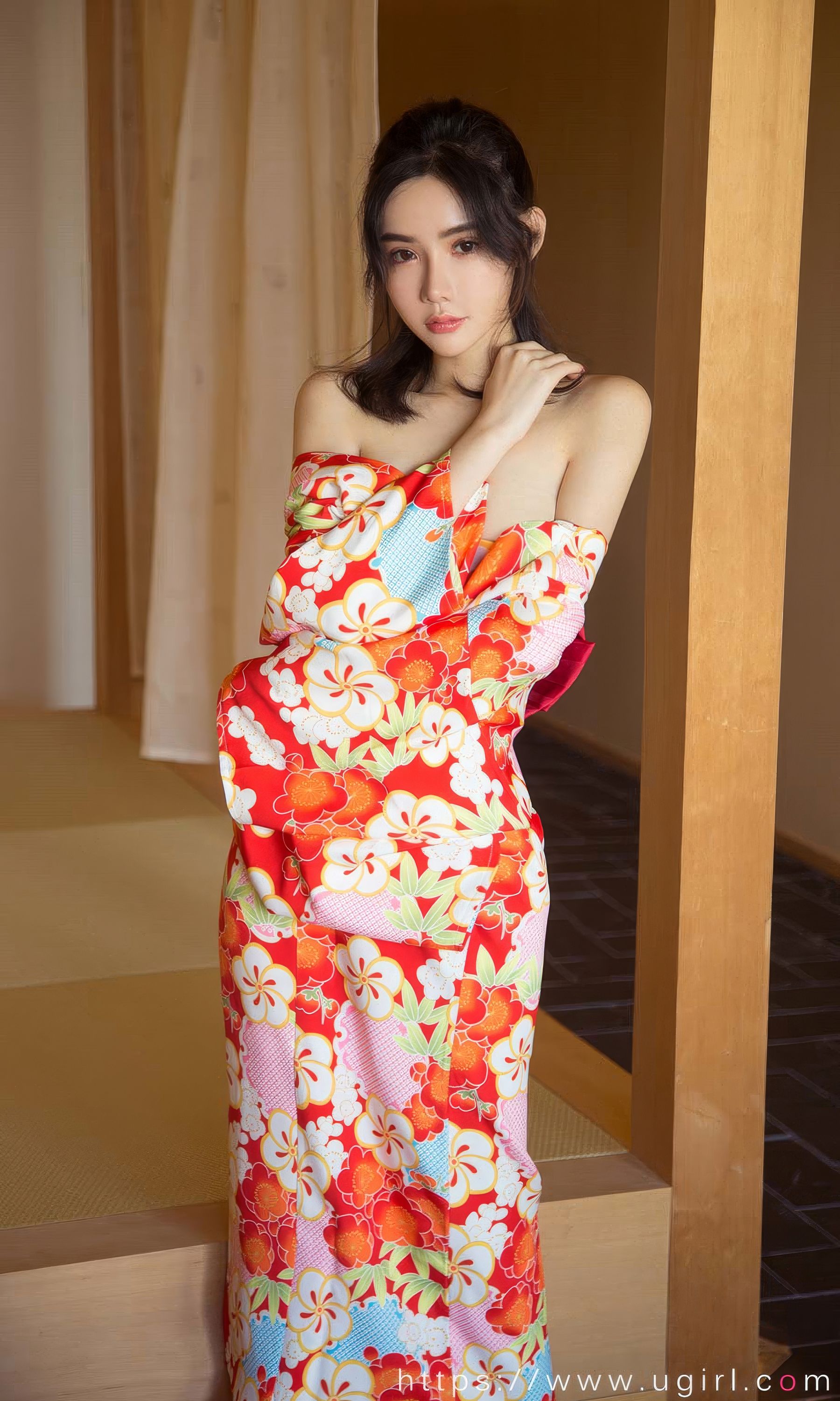 View - [Ugirls]爱尤物 - Love Beauty  No.2883 安稳的心愿 萱萱cecilia&甜心&莫妮卡&紫欣&李薇薇&萌琪琪&伊诺 - 图库库