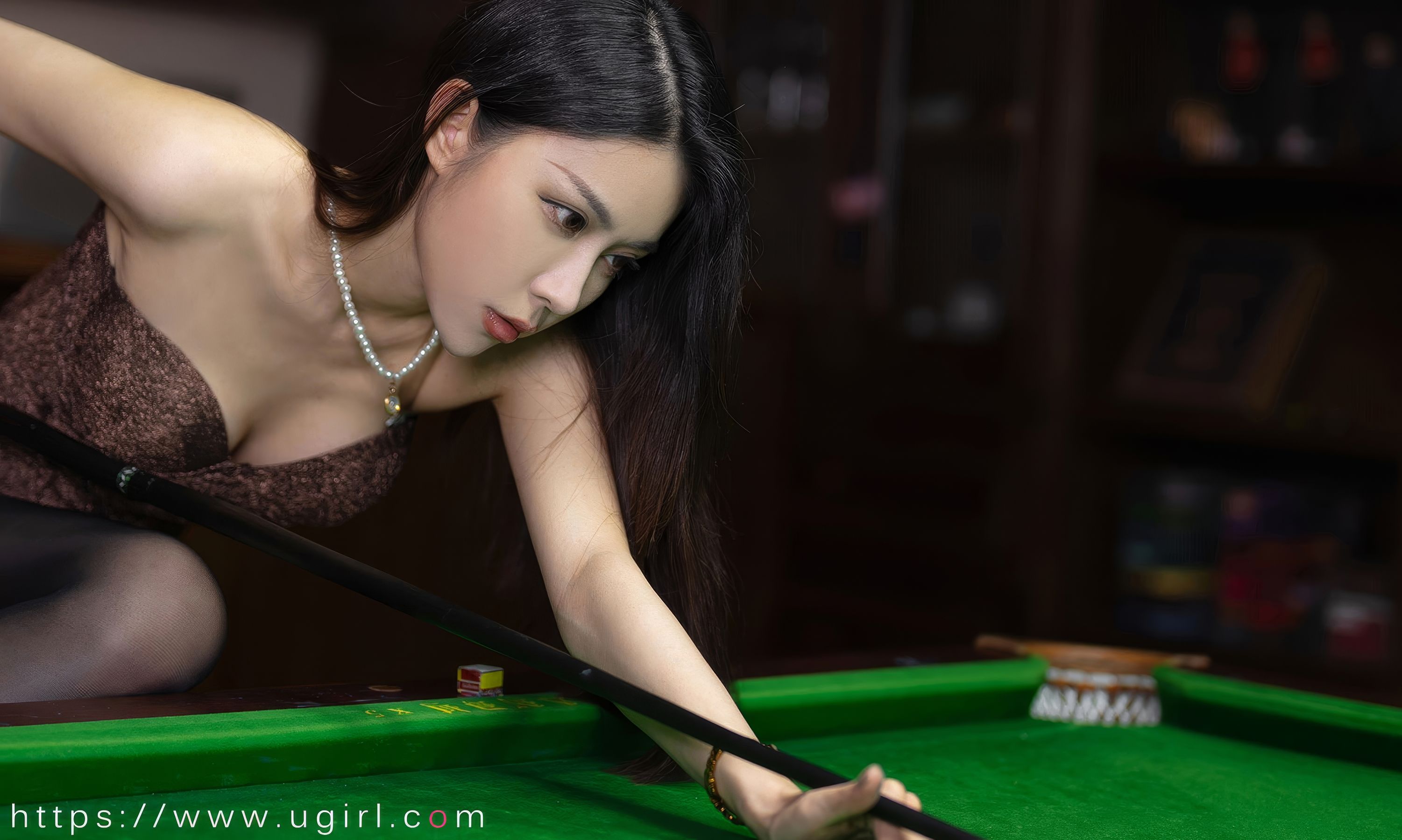 View - [Ugirls]爱尤物 - Love Beauty  No.2884 眼眸轻纱 natasha - 图库库