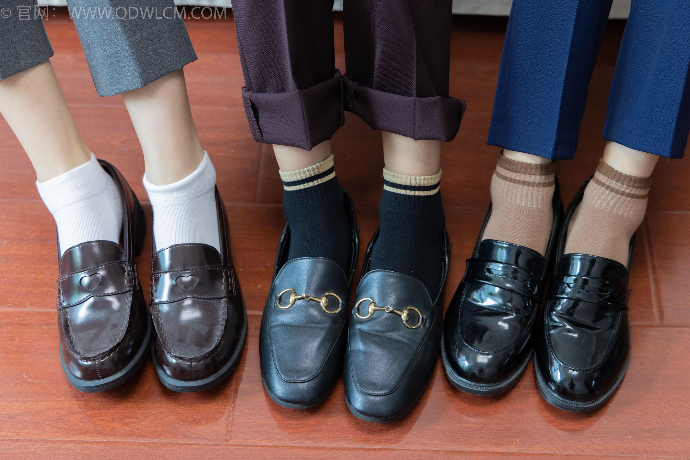 View - 物恋传媒 - Chiness Model  No.2074 菜菜&米米&绒绒 -我们的秘密 - 图库库