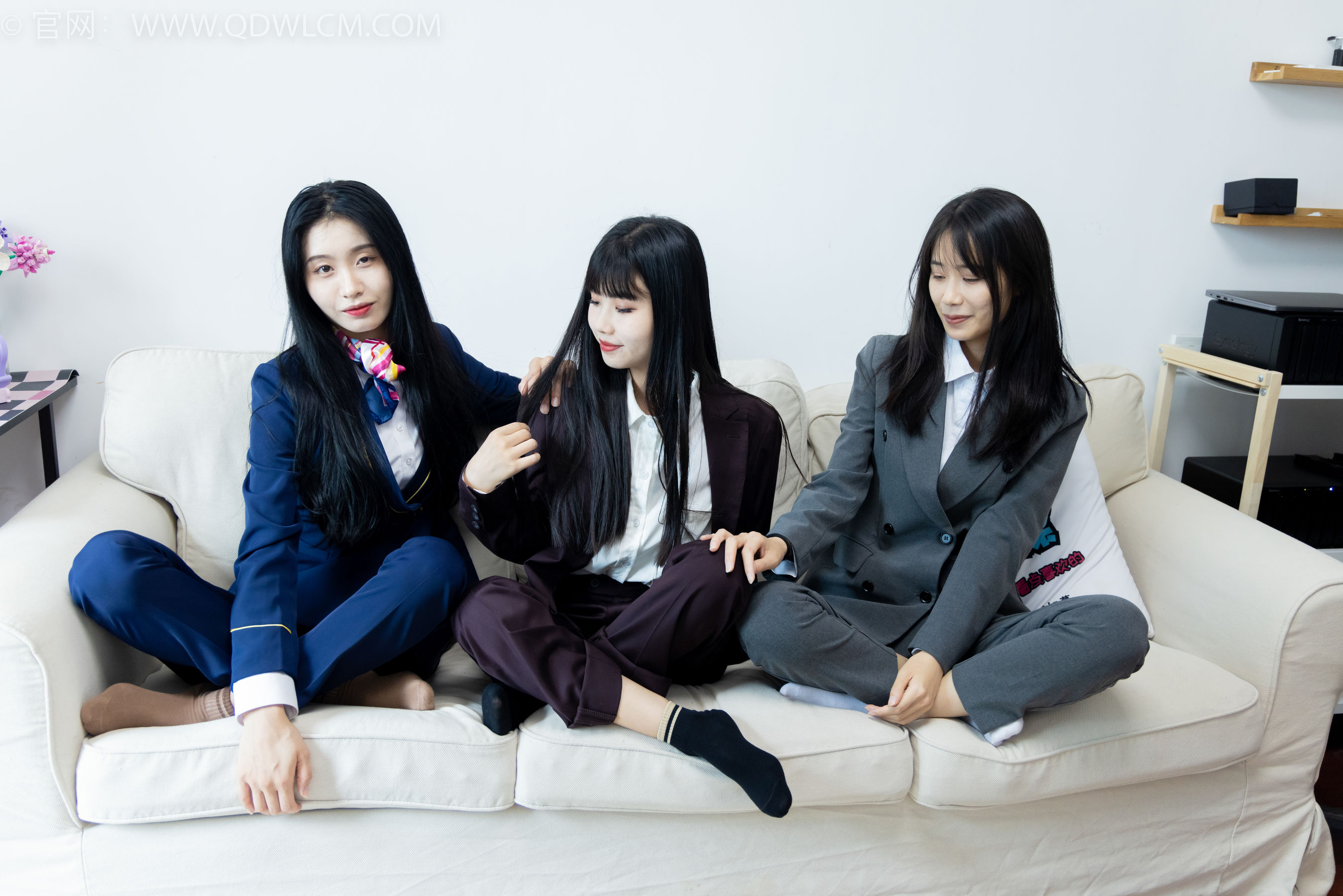 View - 物恋传媒 - Chiness Model  No.2074 菜菜&米米&绒绒 -我们的秘密 - 图库库