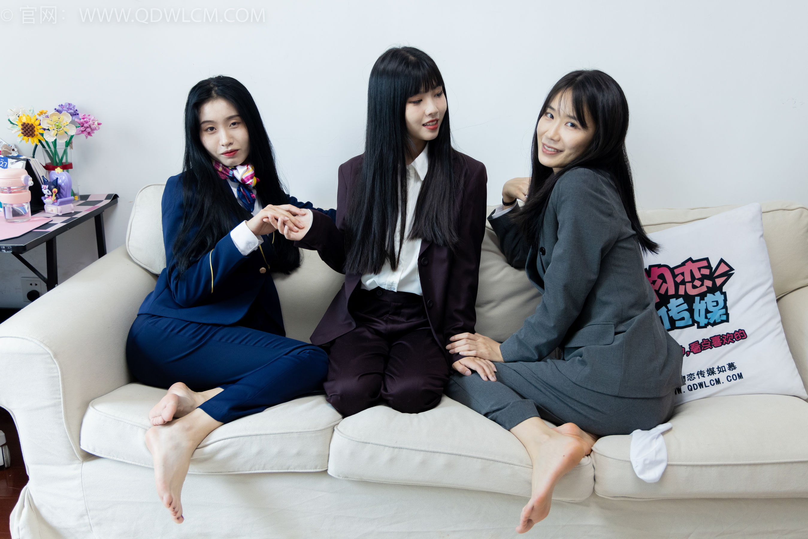 View - 物恋传媒 - Chiness Model  No.2074 菜菜&米米&绒绒 -我们的秘密 - 图库库