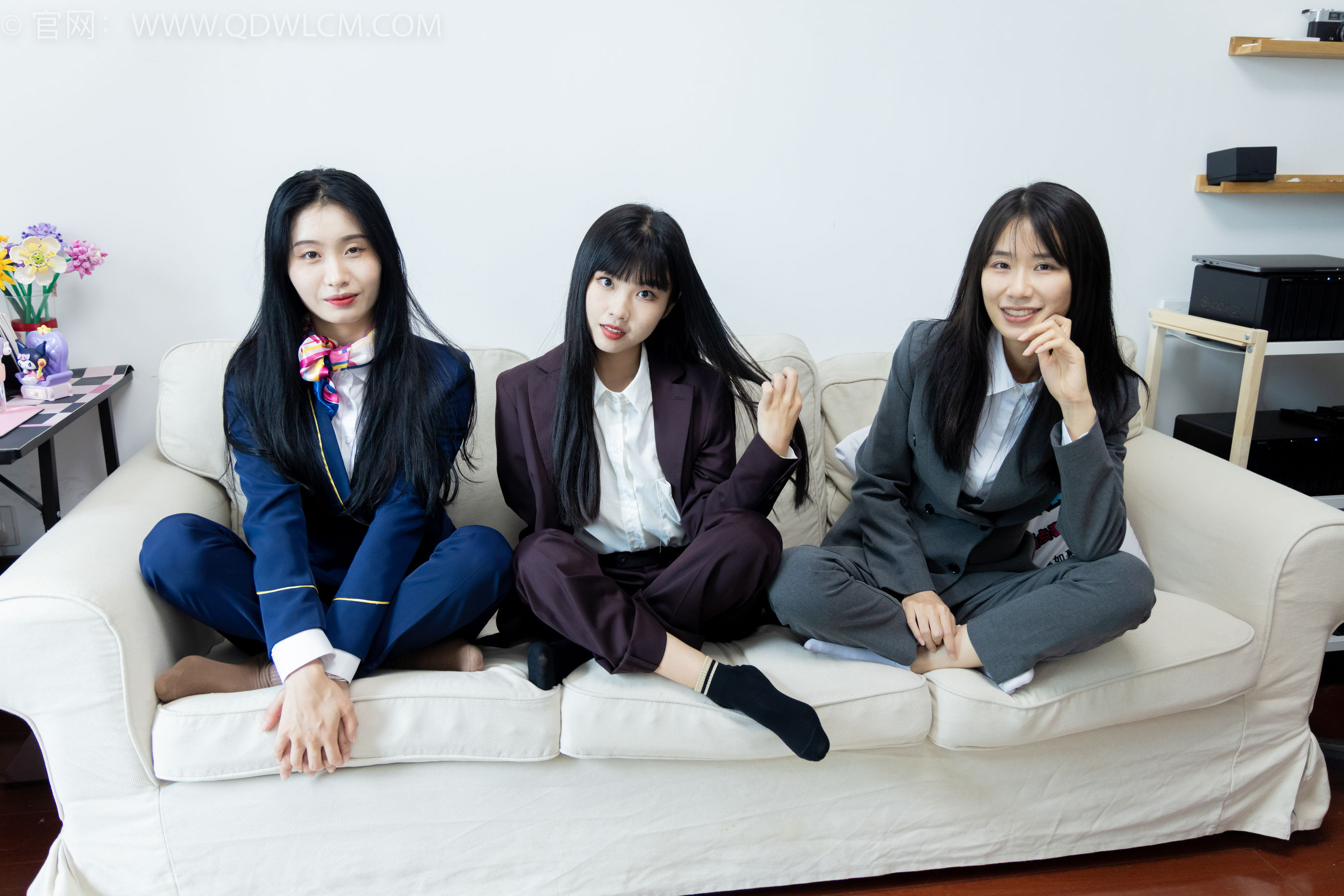 View - 物恋传媒 - Chiness Model  No.2074 菜菜&米米&绒绒 -我们的秘密 - 图库库