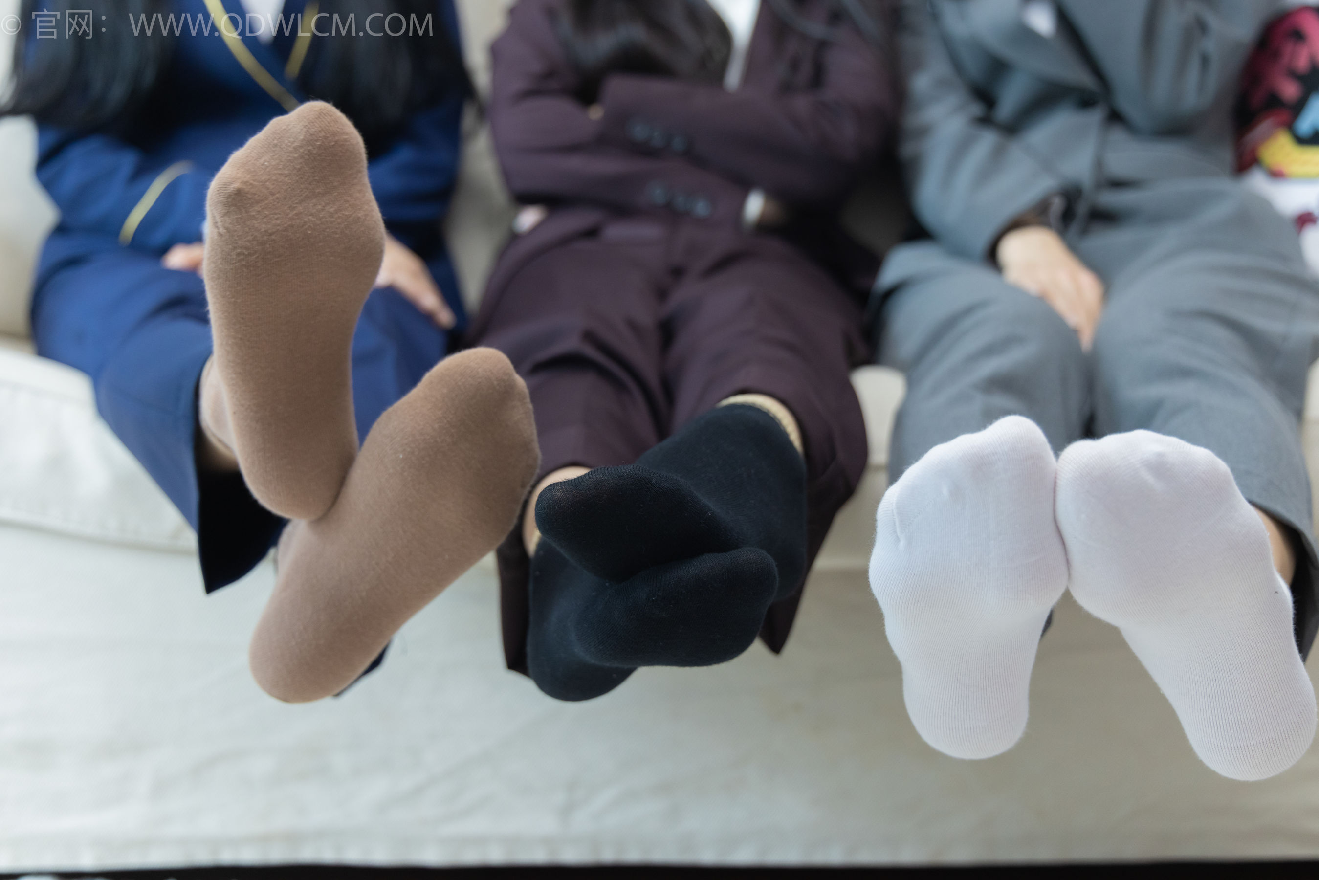 View - 物恋传媒 - Chiness Model  No.2074 菜菜&米米&绒绒 -我们的秘密 - 图库库