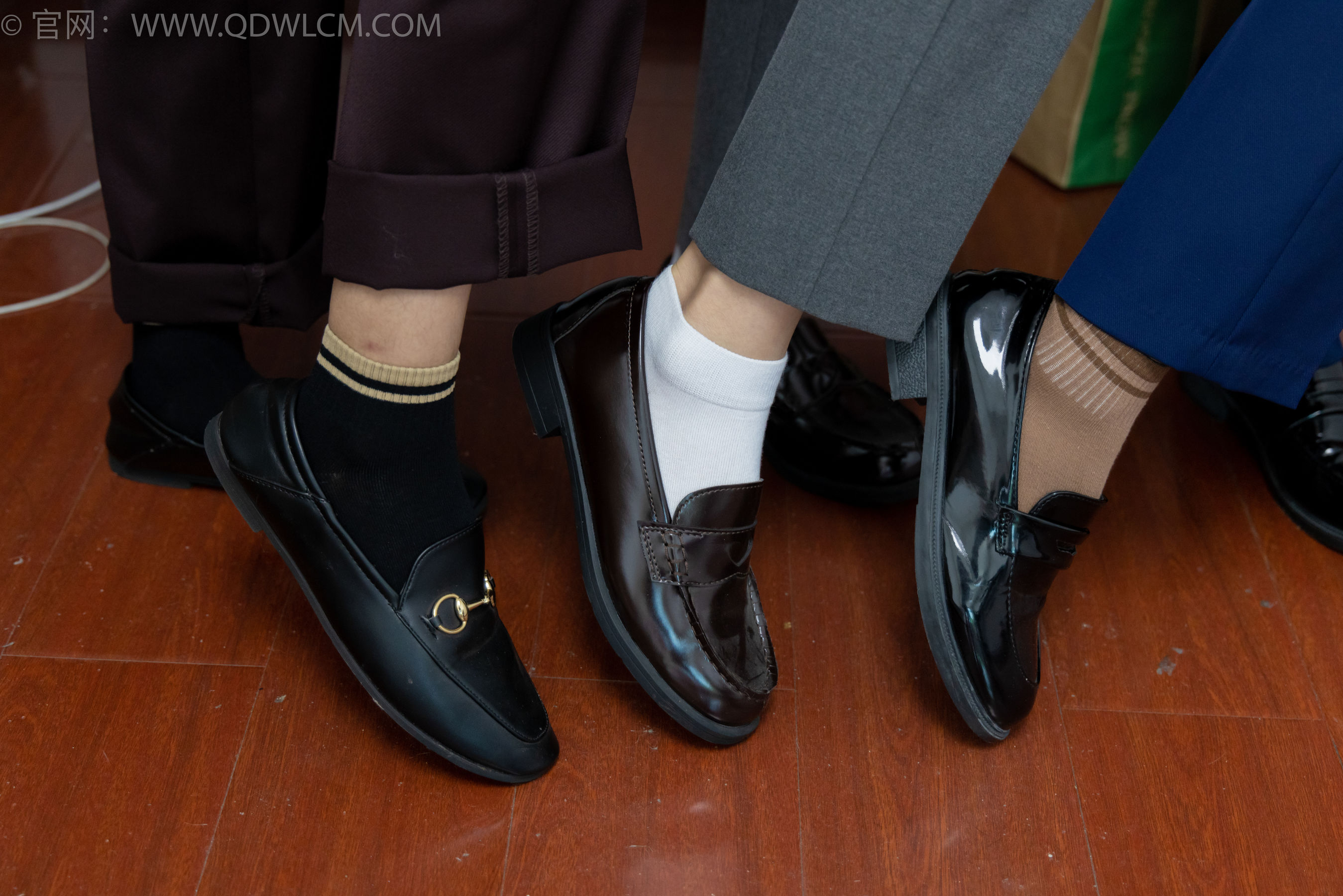 View - 物恋传媒 - Chiness Model  No.2074 菜菜&米米&绒绒 -我们的秘密 - 图库库