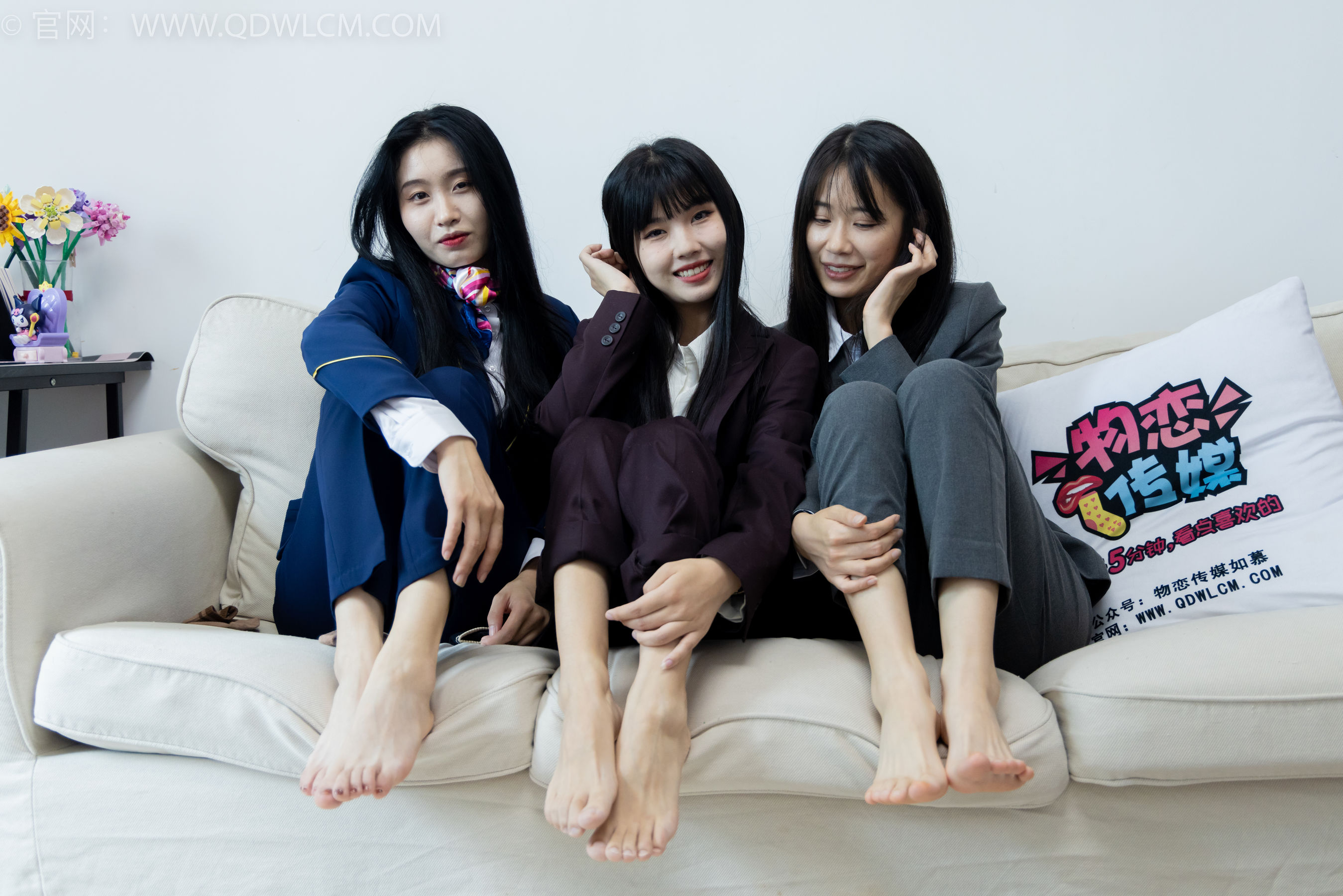 View - 物恋传媒 - Chiness Model  No.2074 菜菜&米米&绒绒 -我们的秘密 - 图库库