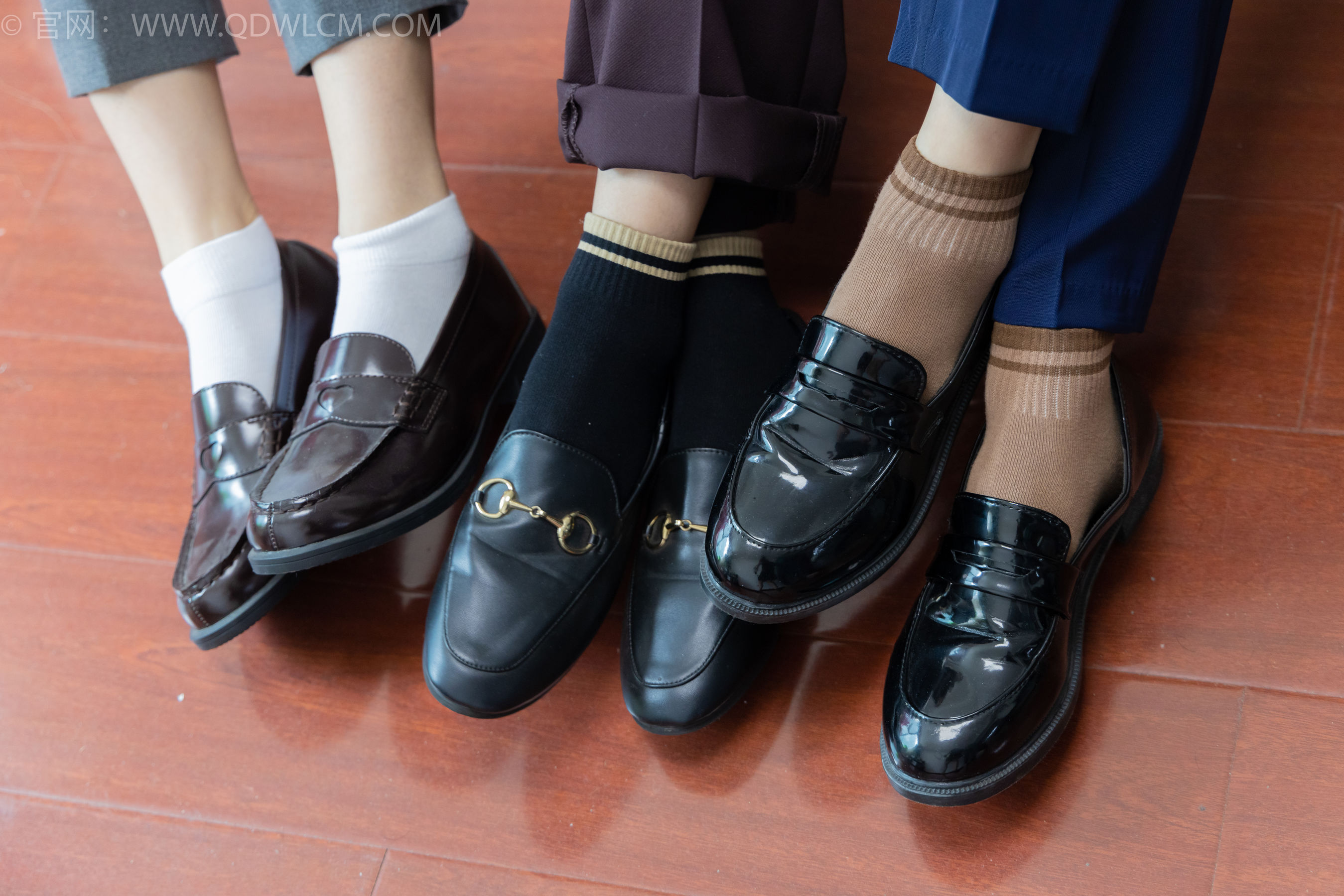 View - 物恋传媒 - Chiness Model  No.2074 菜菜&米米&绒绒 -我们的秘密 - 图库库