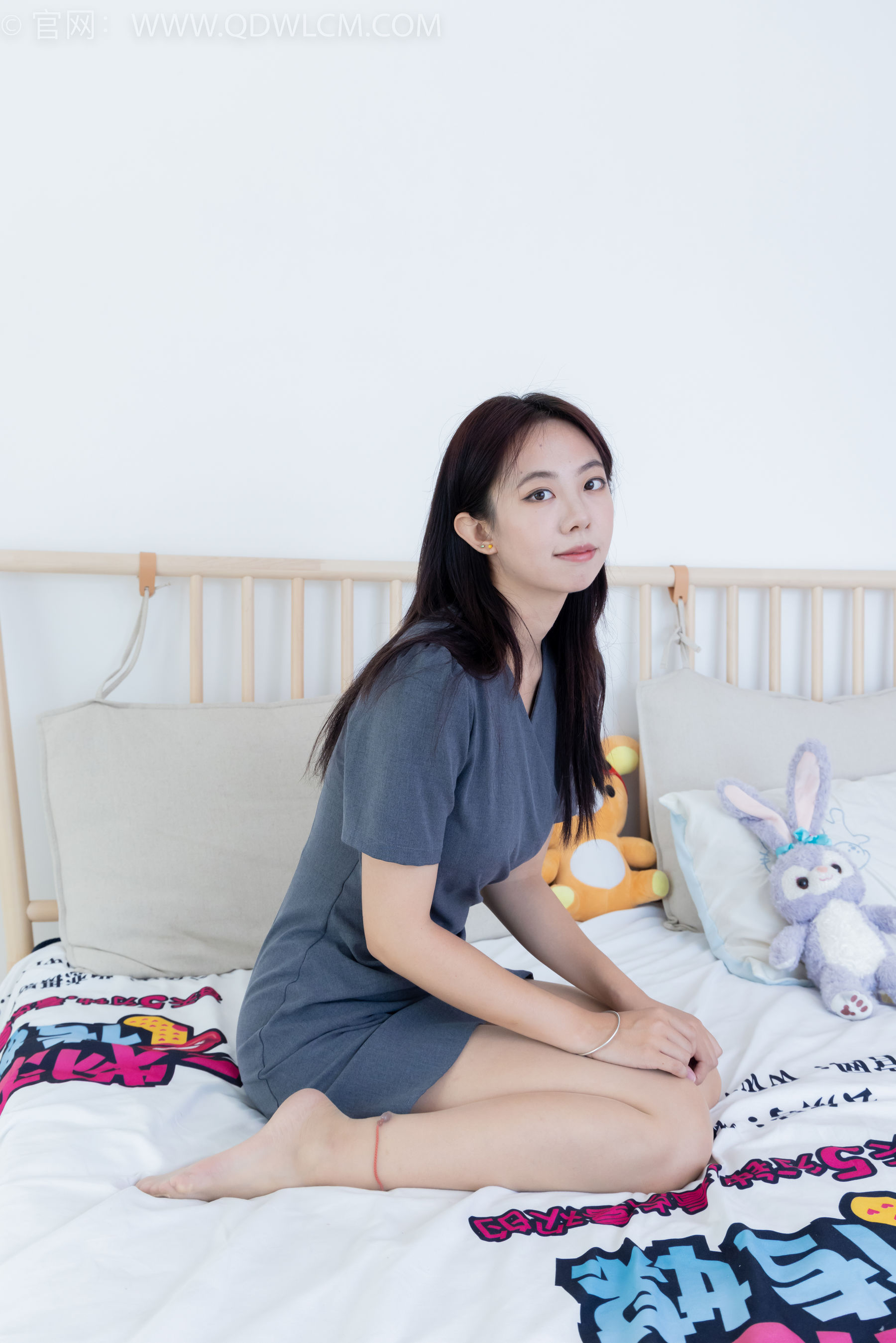 View - 物恋传媒 - Chiness Model  No.2072 椰子 -多余的解释 - 图库库