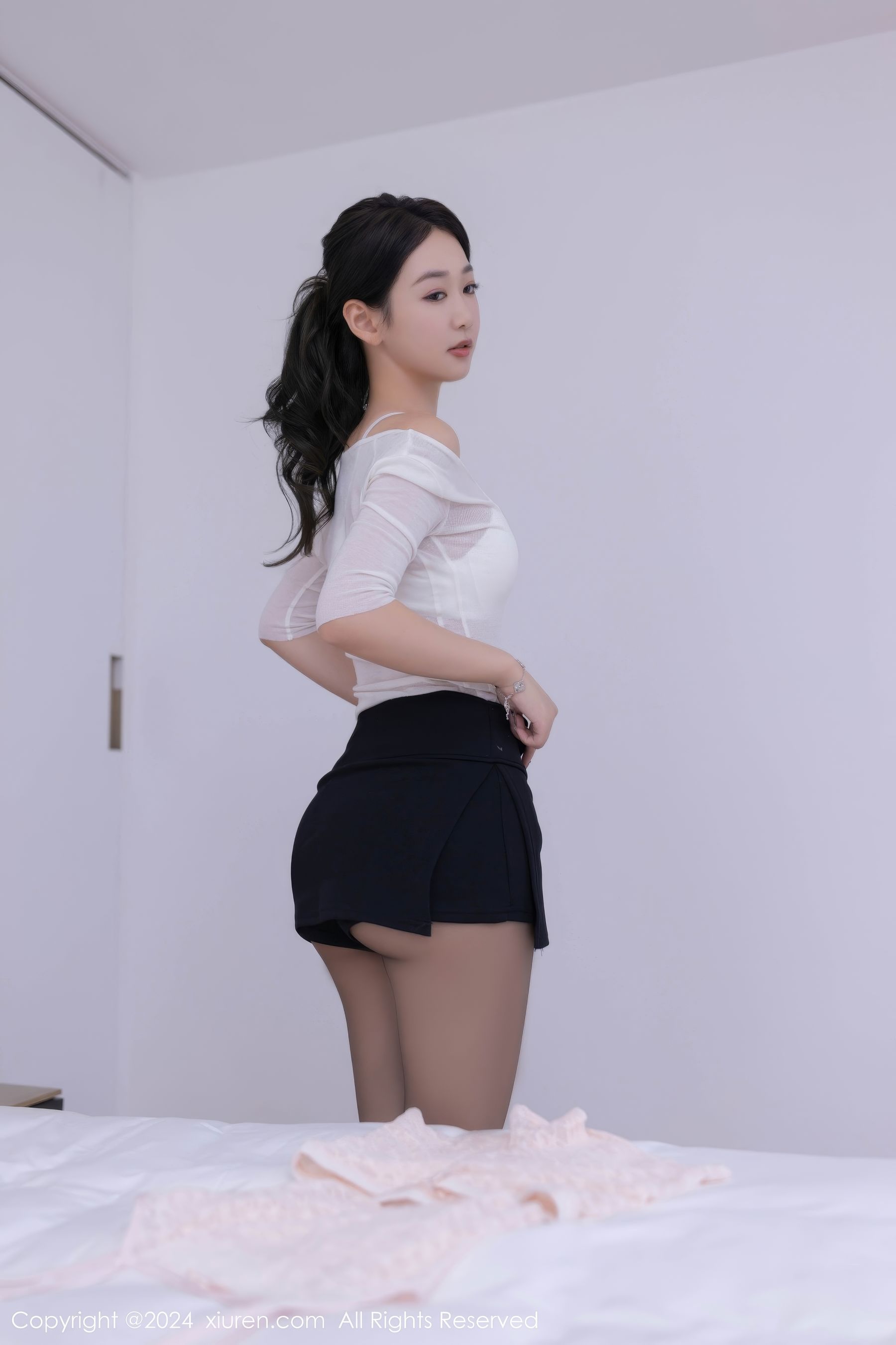 View - [XiuRen] 2024.08.19 No.9036 唐安琪 - Tang Anqi - 图库库