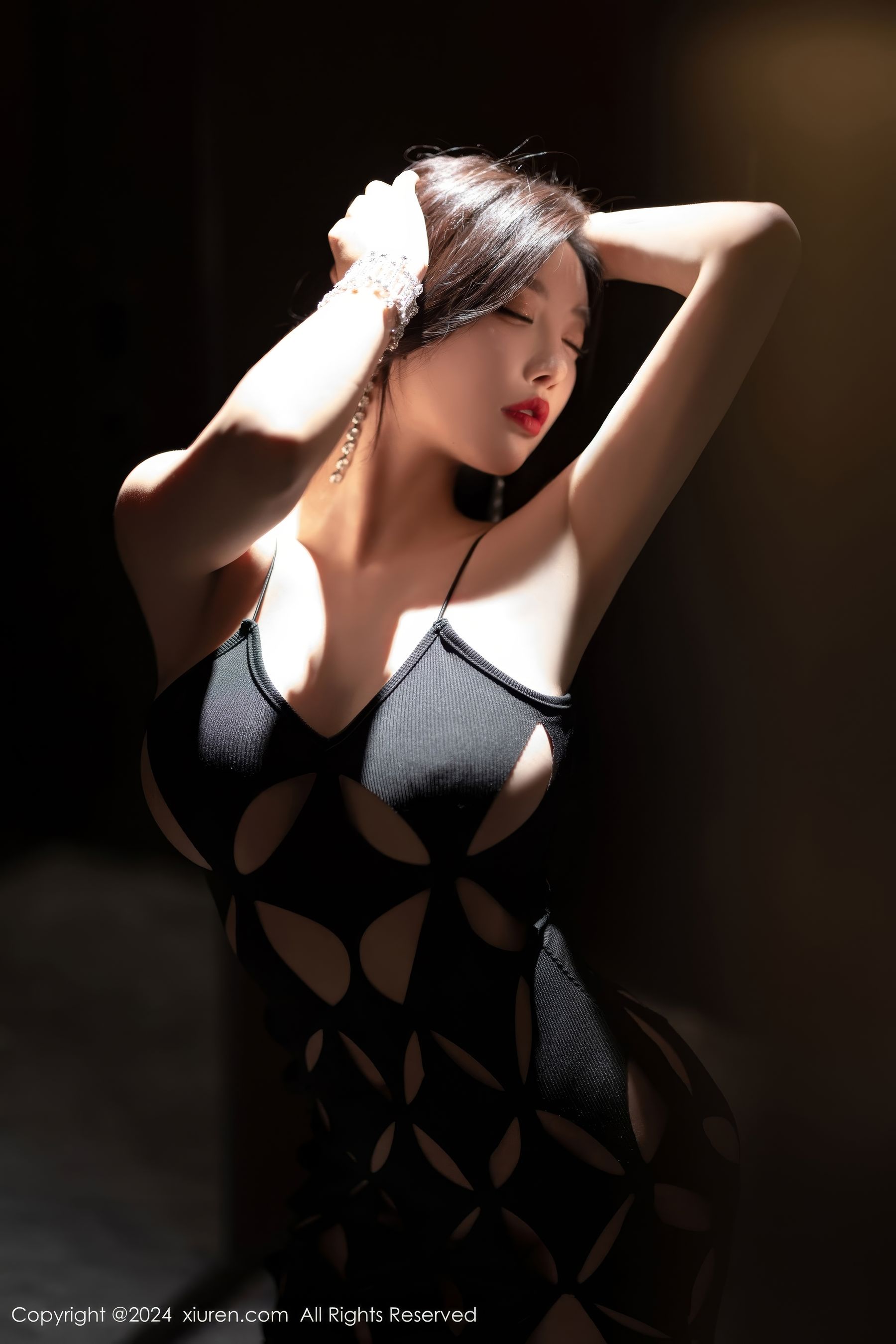 View - [XiuRen] 2024.08.16 No.9028 杨晨晨Yome - 图库库