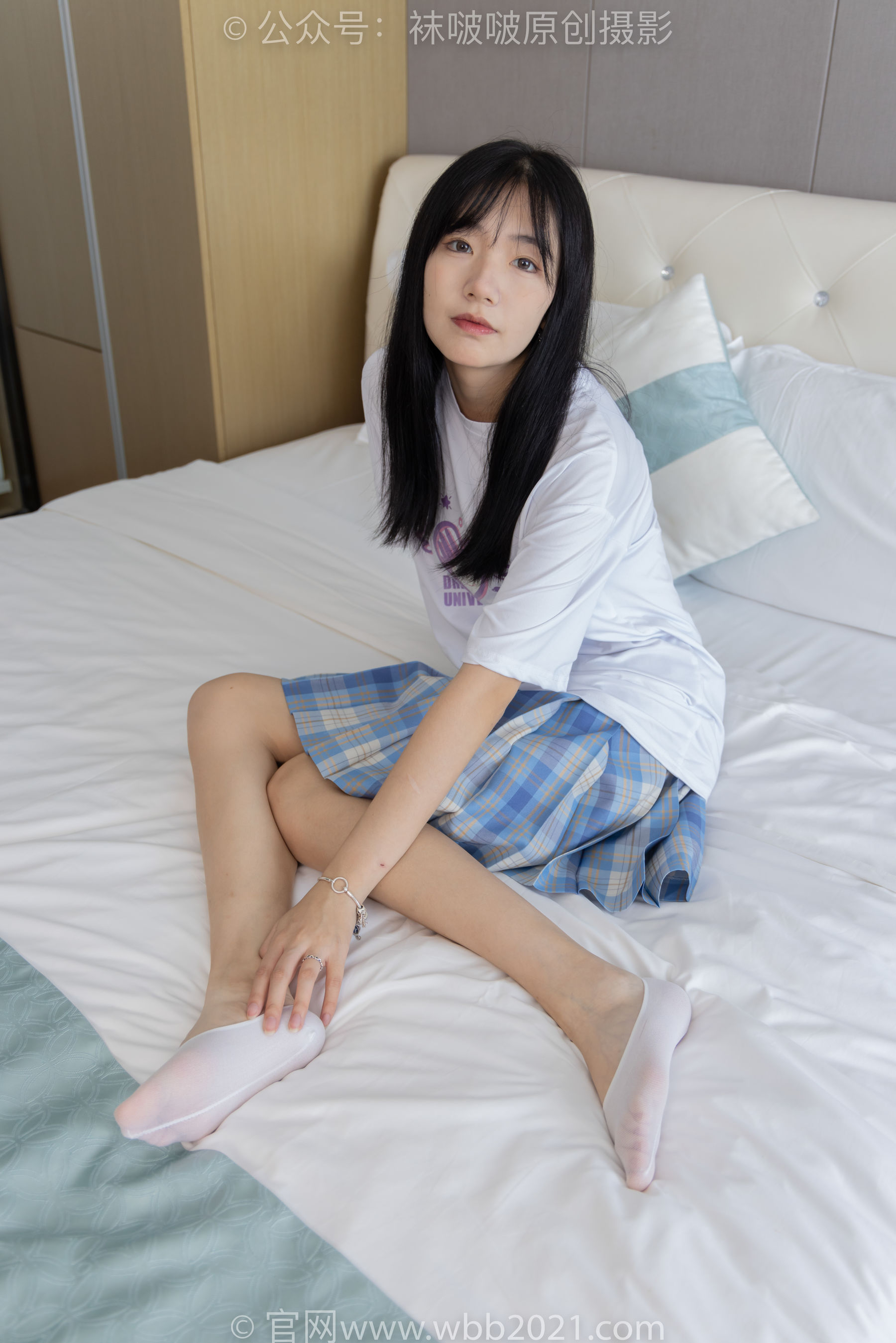 View - BoBoSocks袜啵啵 - Chiness Model  No.414 小甜豆 -板鞋、帆布鞋、短白丝、船袜 - 图库库