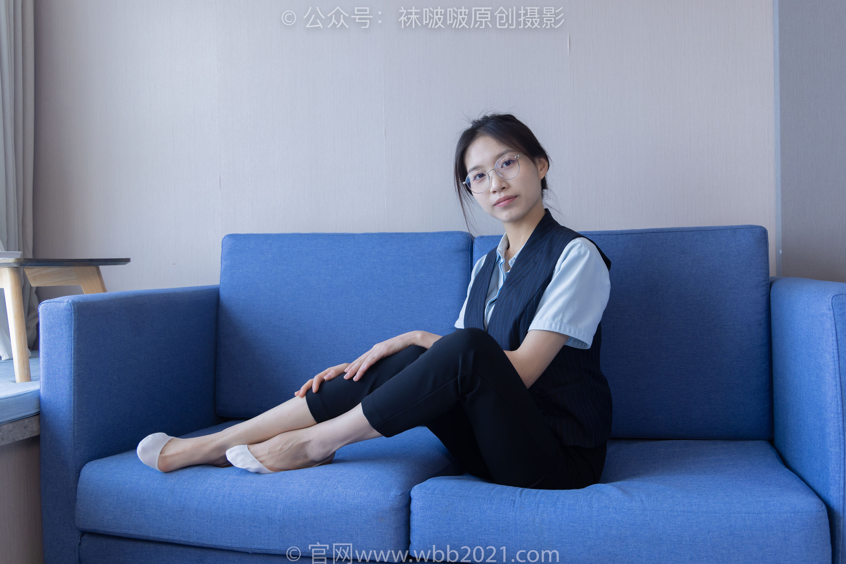 View - BoBoSocks袜啵啵 - Chiness Model  No.413 芝士 -高跟鞋、白色吊带船袜、银行制服 - 图库库