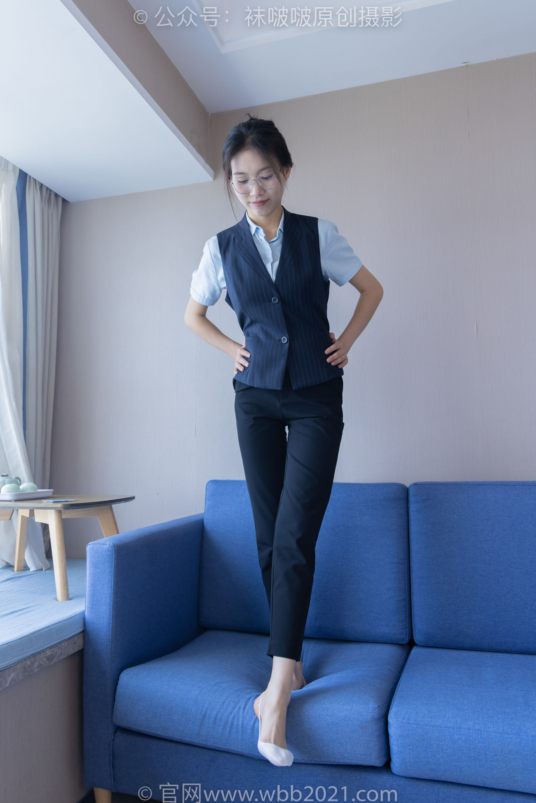 View - BoBoSocks袜啵啵 - Chiness Model  No.413 芝士 -高跟鞋、白色吊带船袜、银行制服 - 图库库