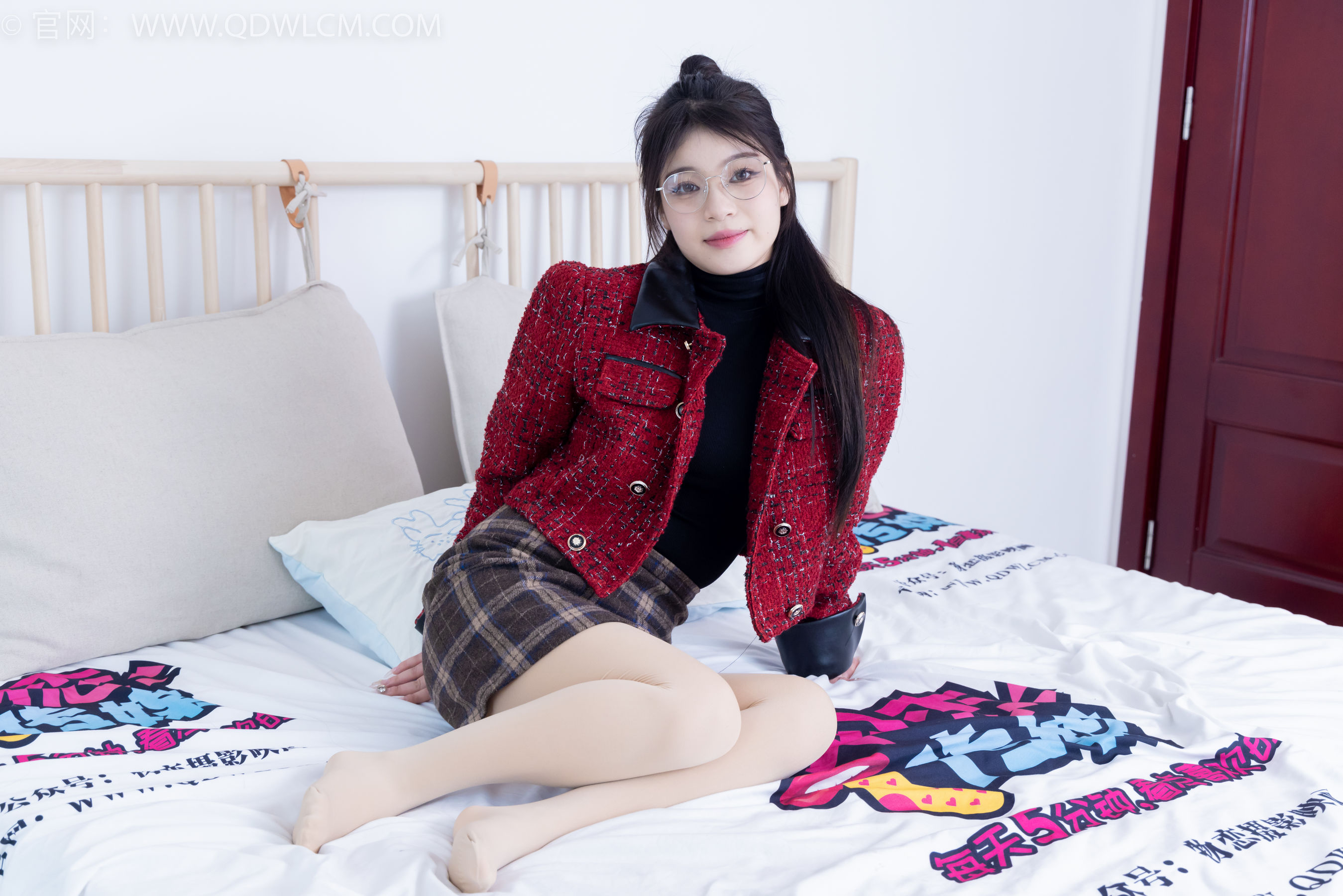 View - 物恋传媒 - Chiness Model  No.2084 闪闪 -华灯初上 - 图库库