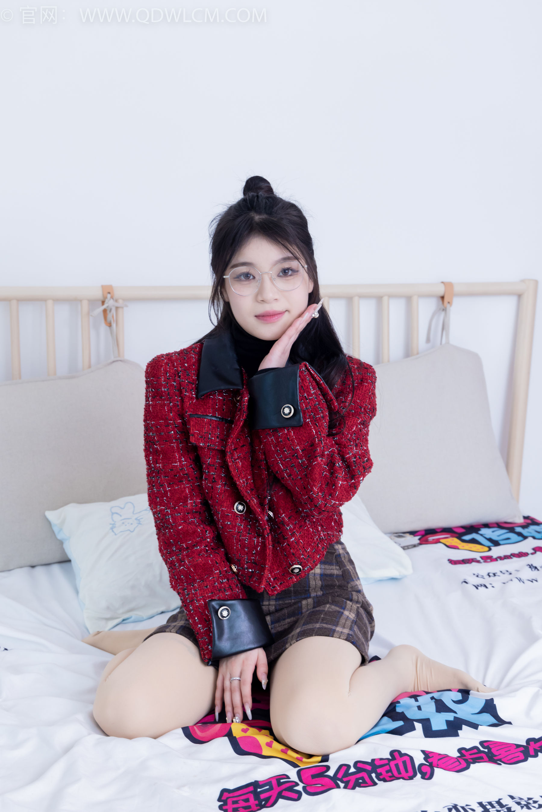 View - 物恋传媒 - Chiness Model  No.2084 闪闪 -华灯初上 - 图库库